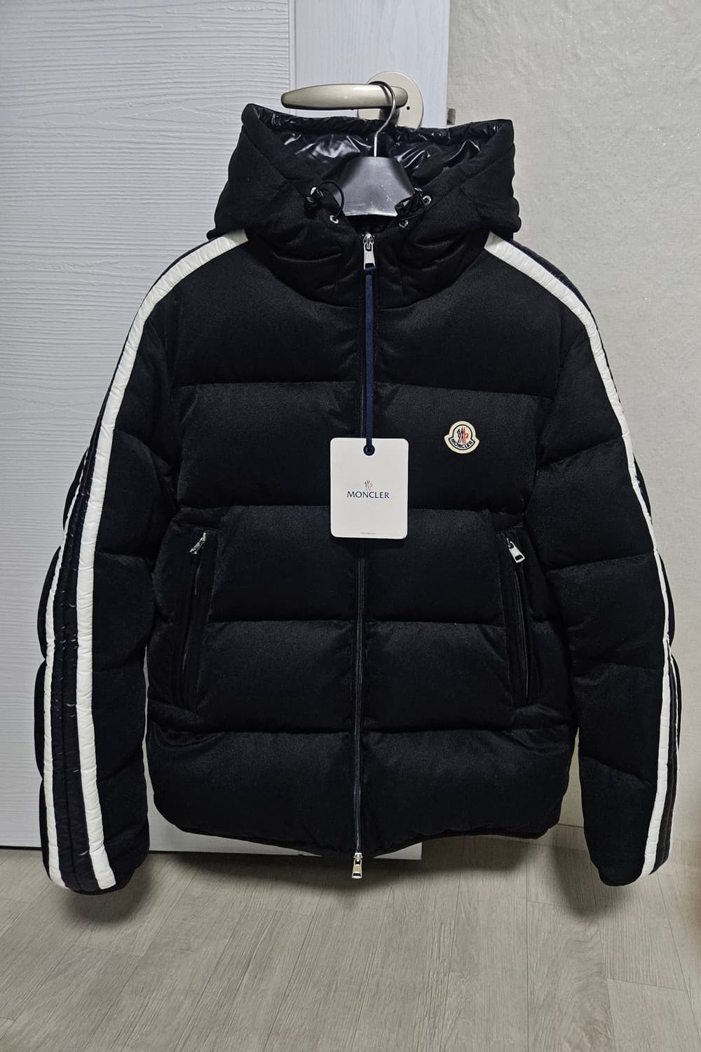 몽클레어 패딩 상품이미지1