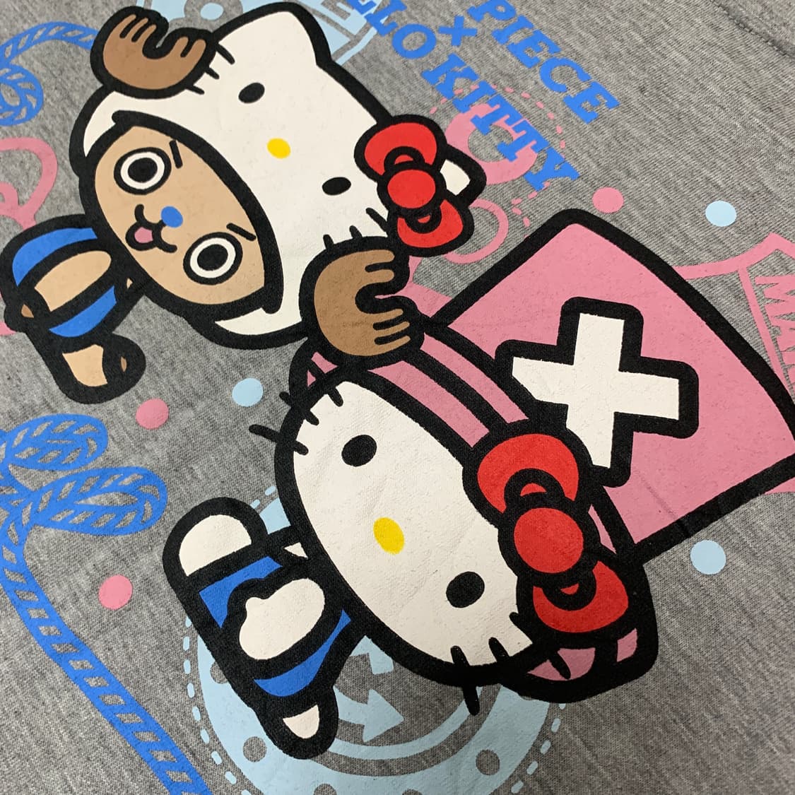 L) Kitty x one piece 키티 x 원피스 반팔티 상품이미지5