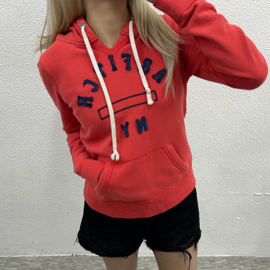 아베크롬비 네이비 센터로고 코랄 후드 S 상품이미지1