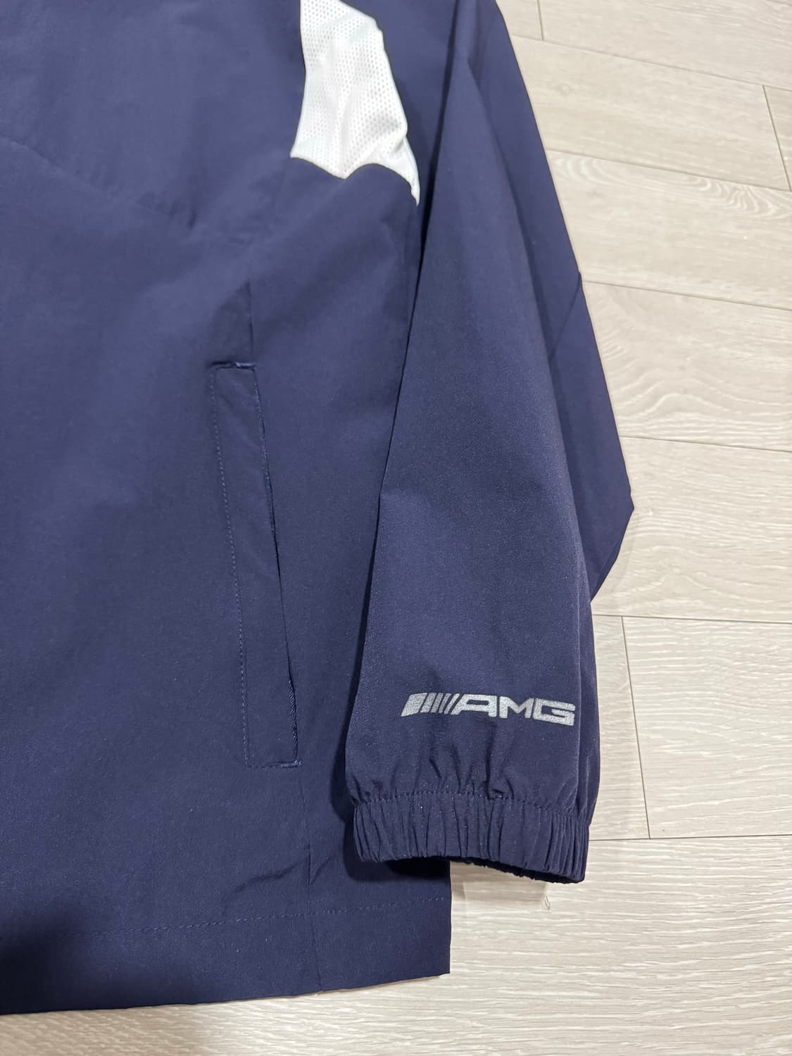 메르세데스 벤츠 소프트쉘 바람막이 상품이미지3