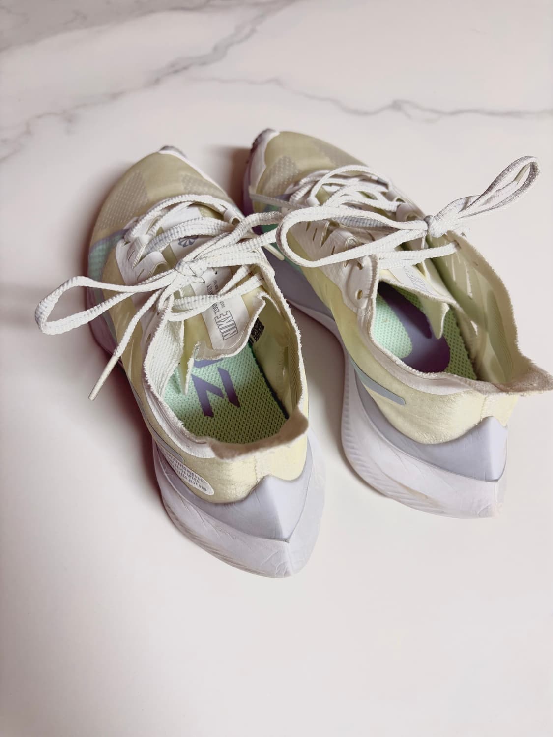 나이키 줌 그래비티 런닝화 상품이미지2