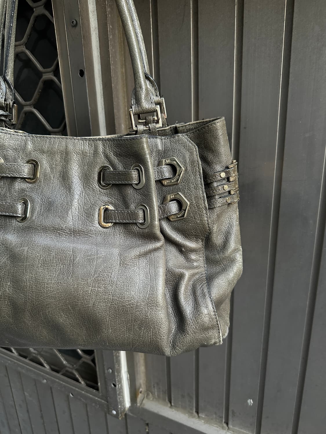 Bruno Magli khaki vintage shoulder bag 상품이미지3
