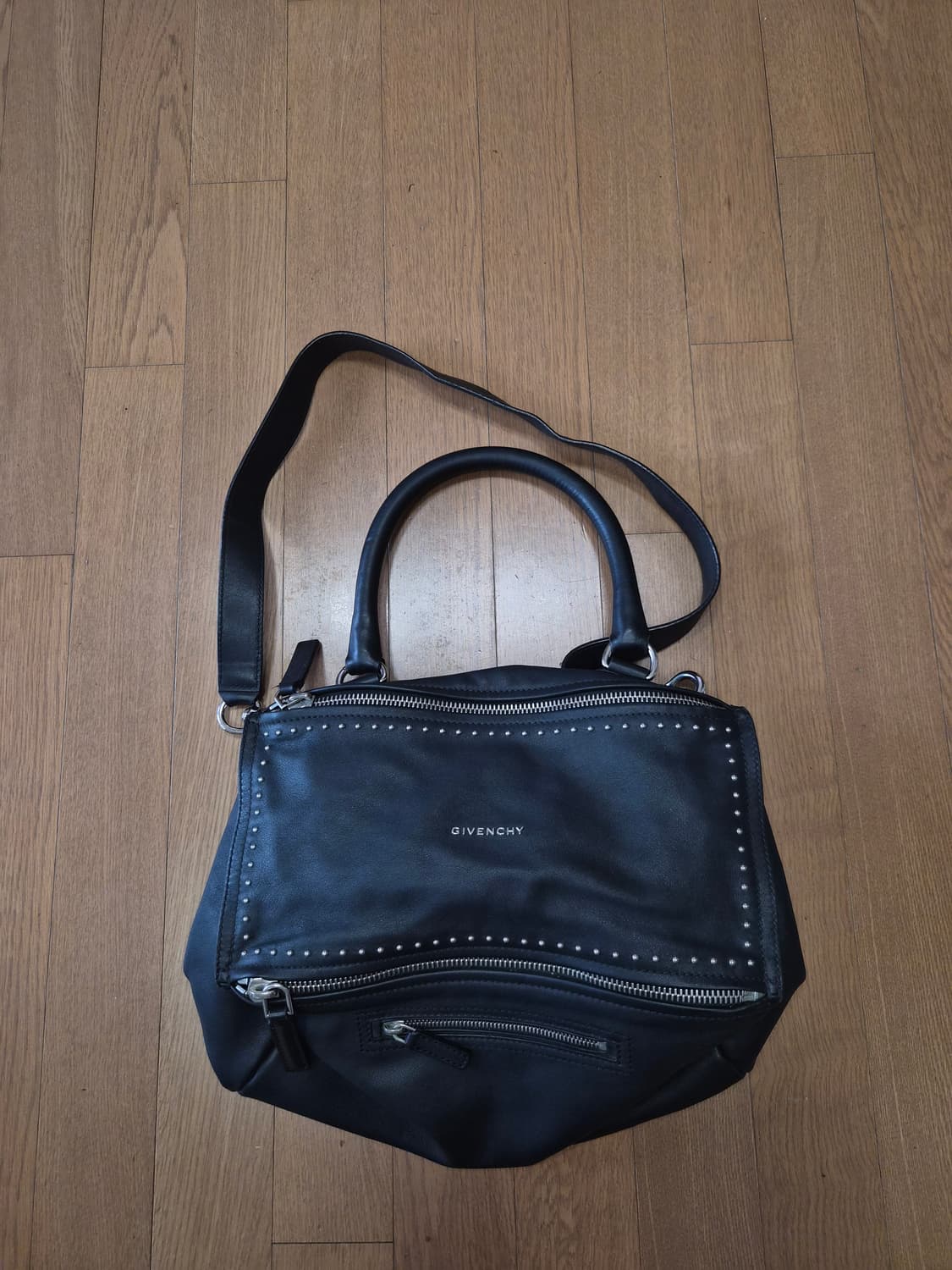 (정품) 지방시 판도라 스터드 크로스백 미듐 (명품 여자 가방 숄더백) 상품이미지6