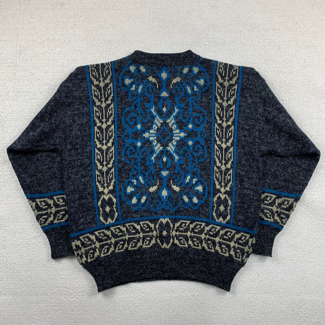 Uniform Code 빈티지 패턴 울 니트  상품이미지2