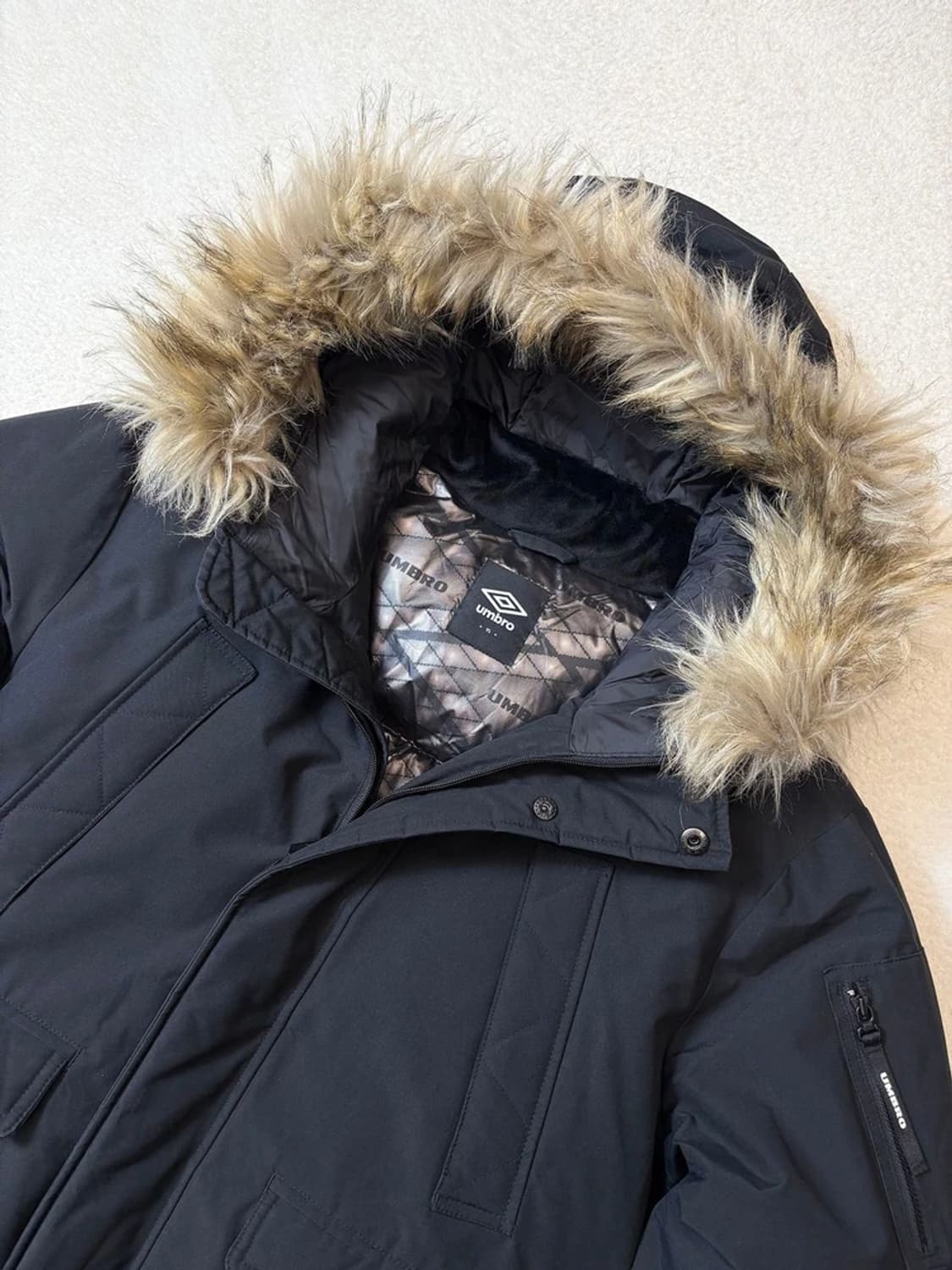 엄브로 Umbro 20FW 헤비 덕다운 항공핏 패딩 PN6246 상품이미지3