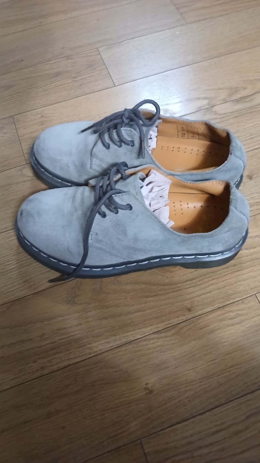 닥터마틴 3홀 스웨이드 그레이 상품이미지1