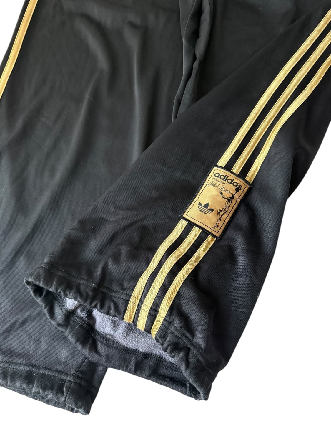 아디다스 블랙 골드 츄바 상품이미지7