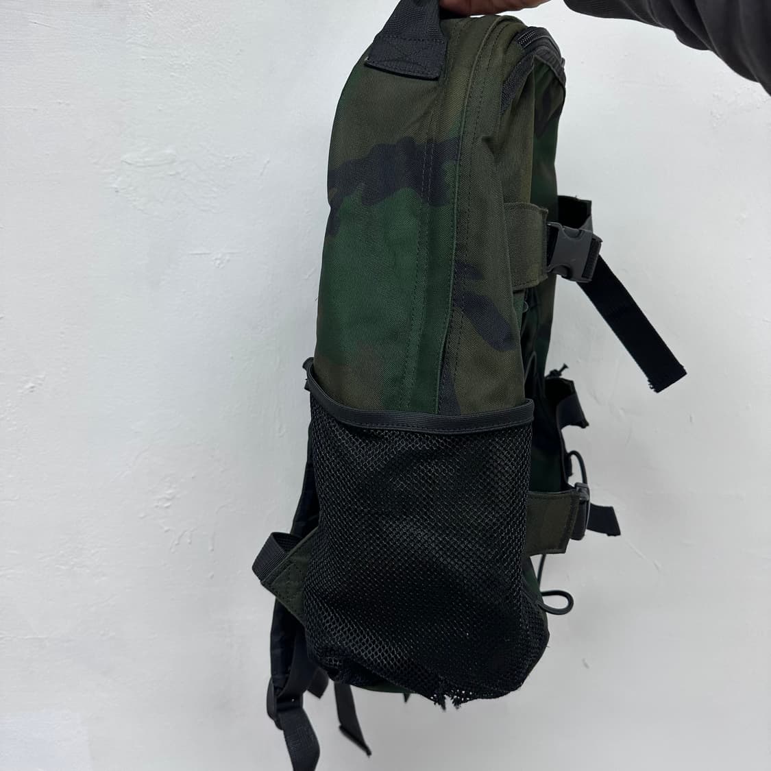 Carhartt 칼하트 킥플립 카모 백팩 가방 (밀리터리) 상품이미지5