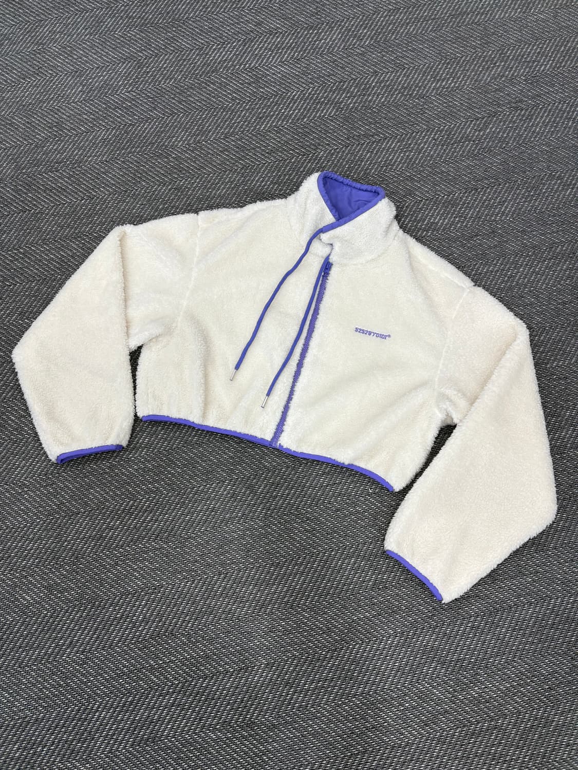 오아이오아이 양털집업 상품이미지1