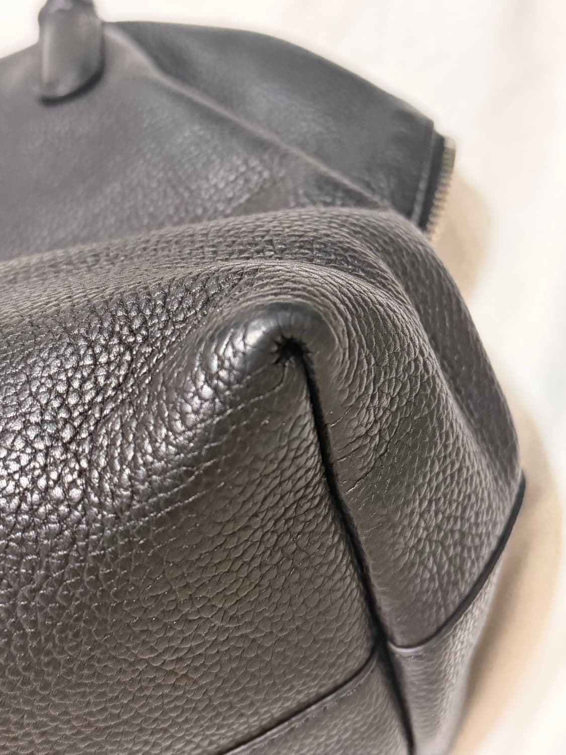 더로우 핸리백 블랙 상품이미지7