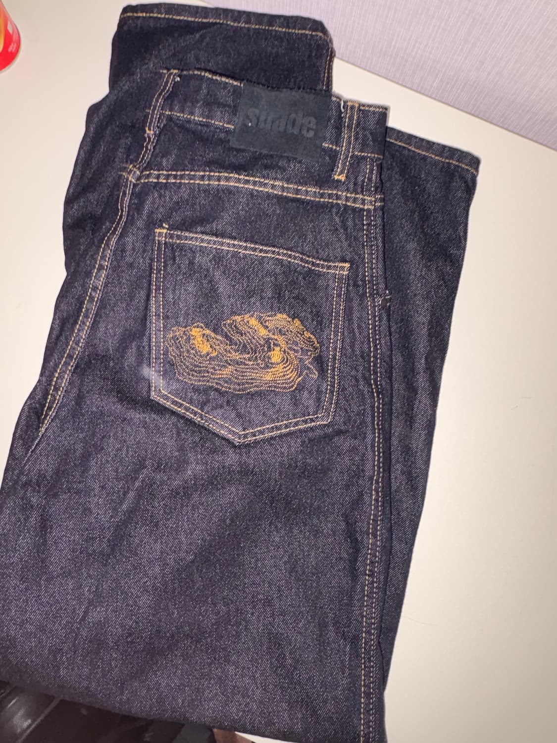 스웨이드 배기 데님 입니다! 상품이미지1