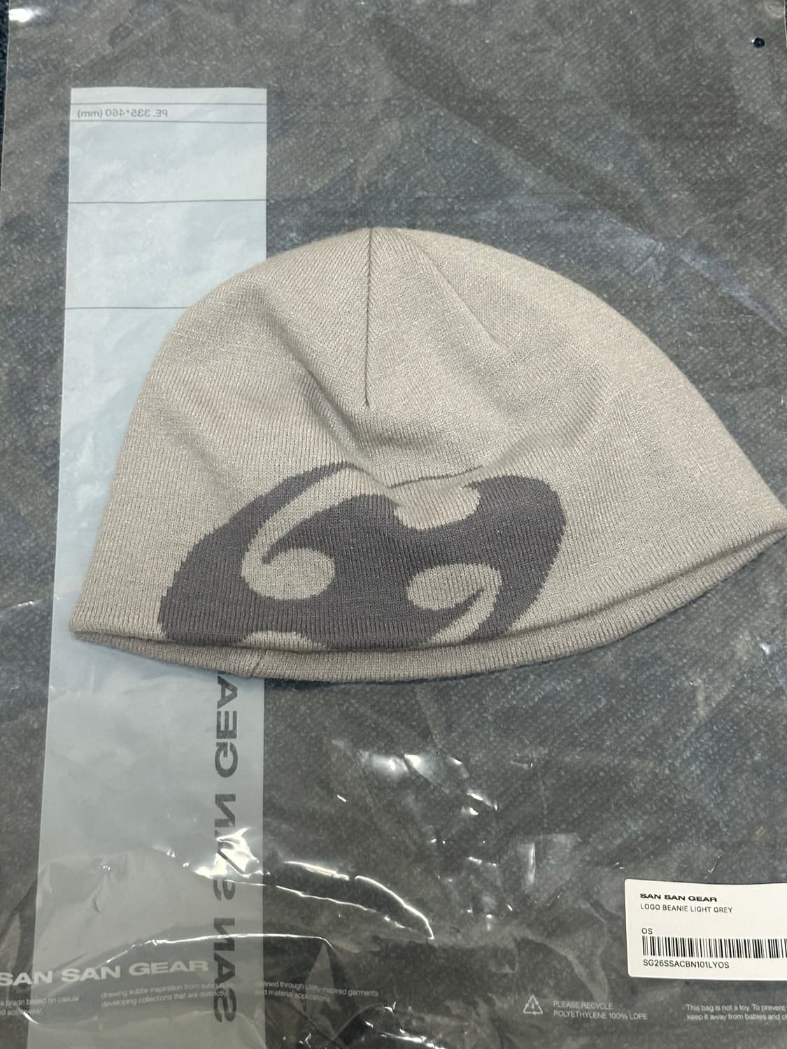 산산기어 26ss 라이트그레이 비니 상품이미지1