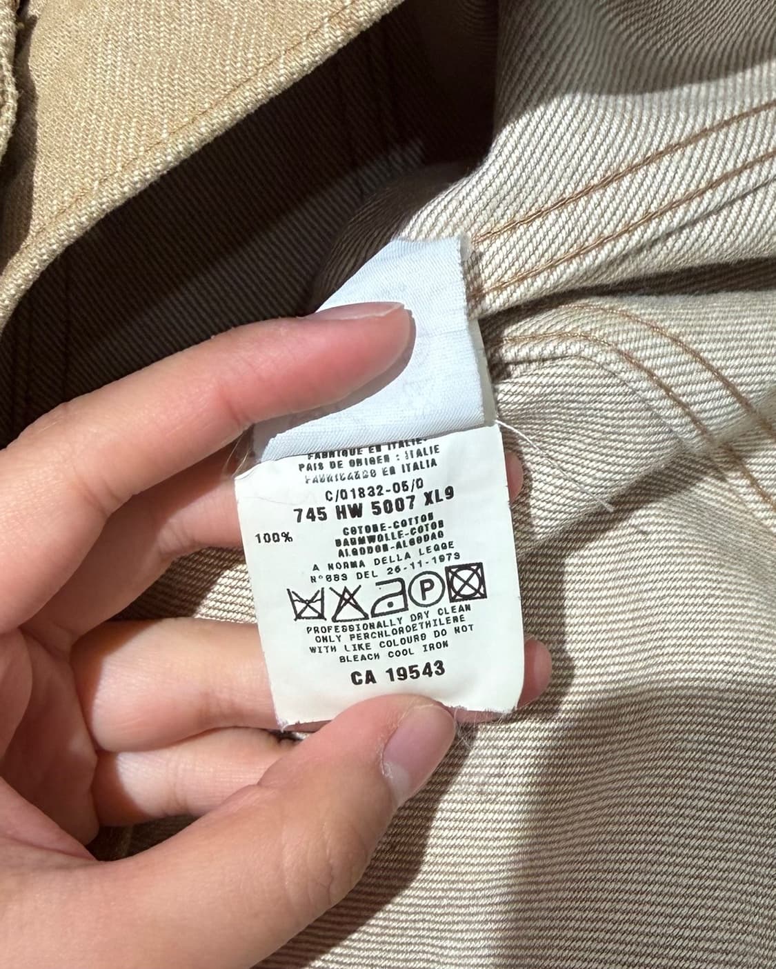 헬무드랭 베이지 데님 클래식 로우 트리거 자켓 상품이미지9