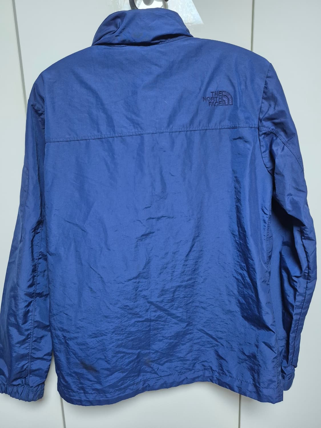 노스페이스 정품 바람막이 95사이즈 팝니다  상품이미지3