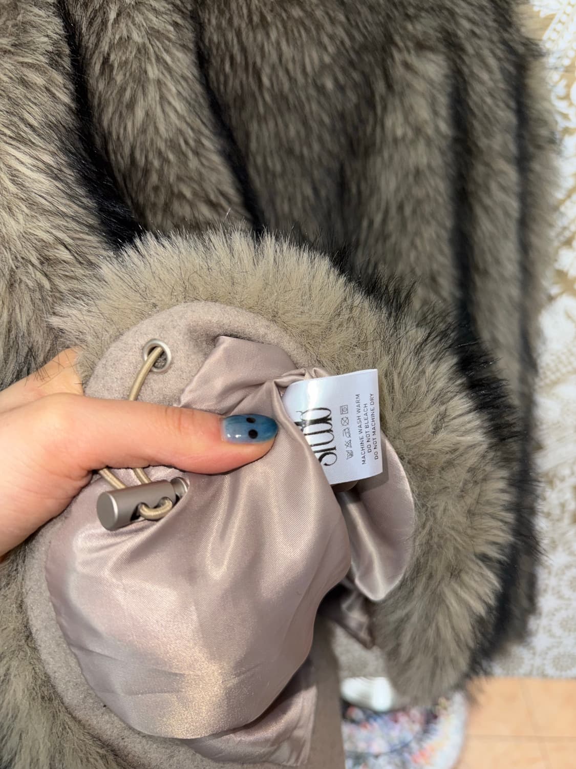 플레이스 스튜디오 여성 퍼 자켓  상품이미지4