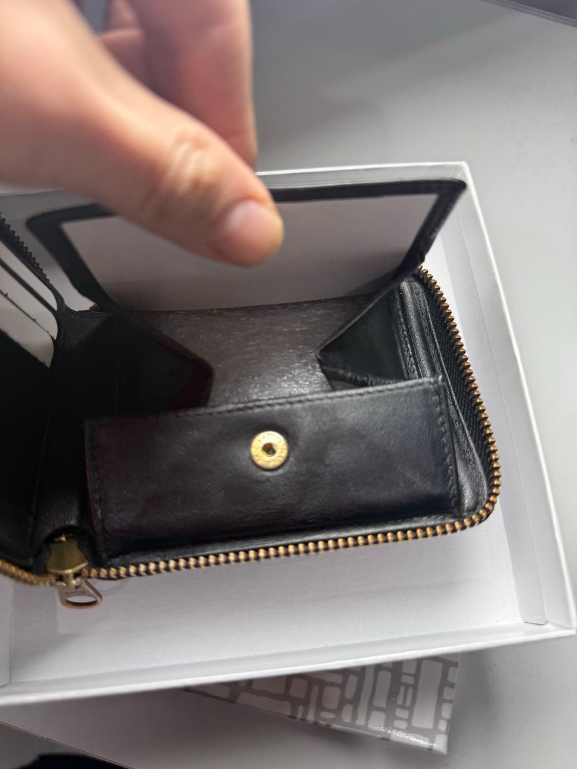 꼼데가르송 폴카닷 패턴 반지갑 풀 구성 상품이미지5