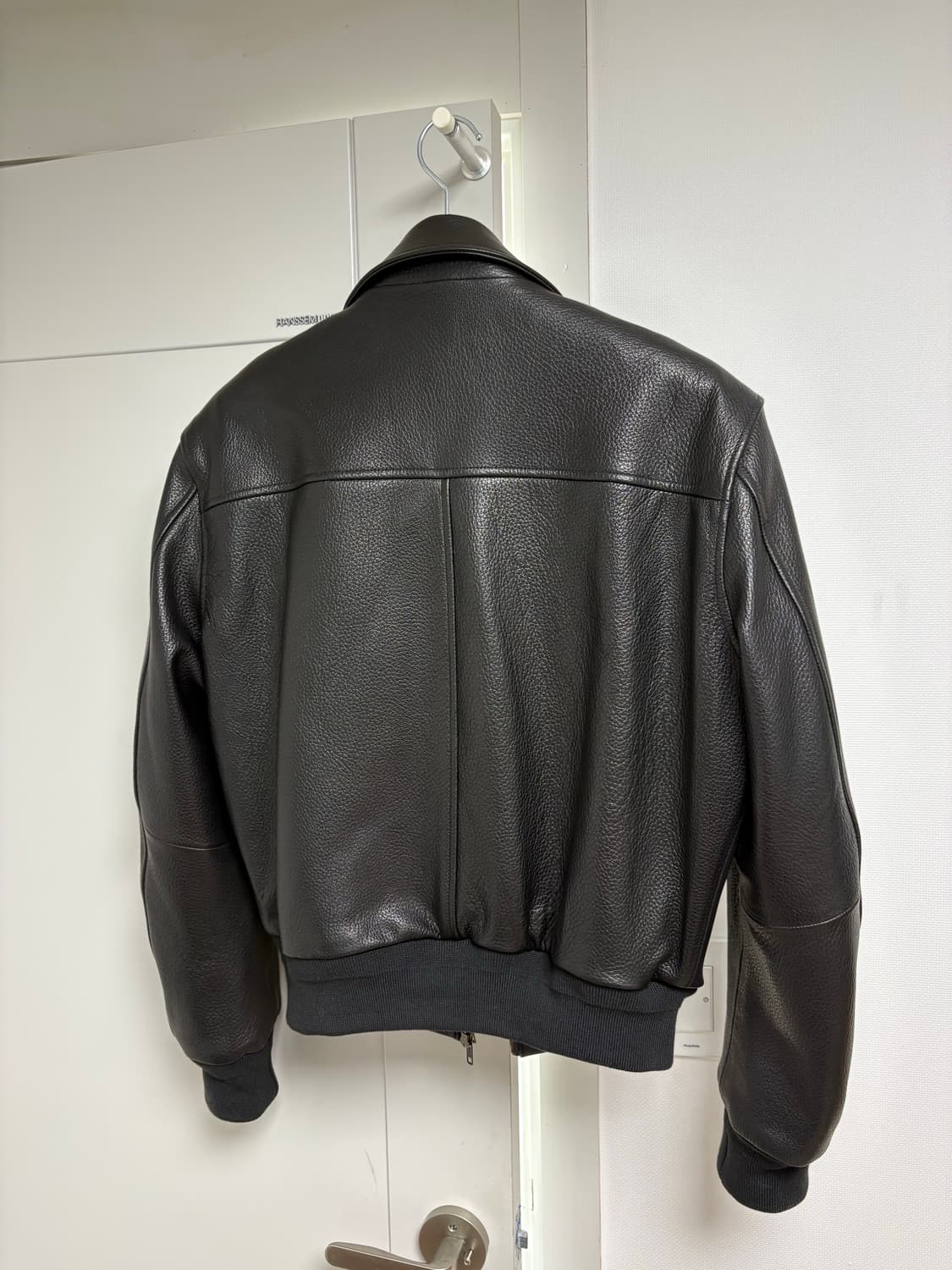 노이어 고트 슈렁큰 레더 블루종 50 상품이미지2