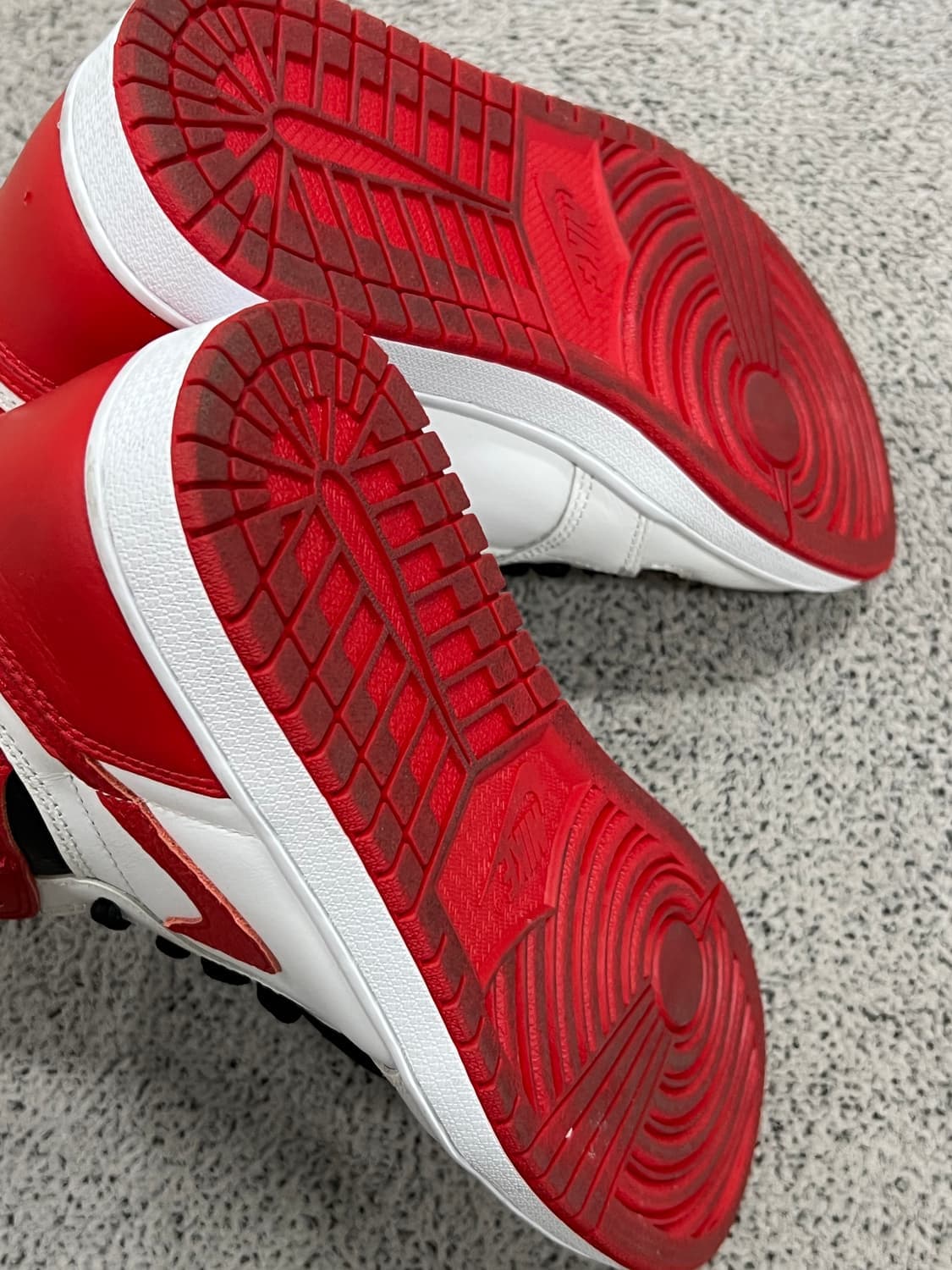 (255) 조던 1 레트로 하이 OG 헤리티지 상품이미지4