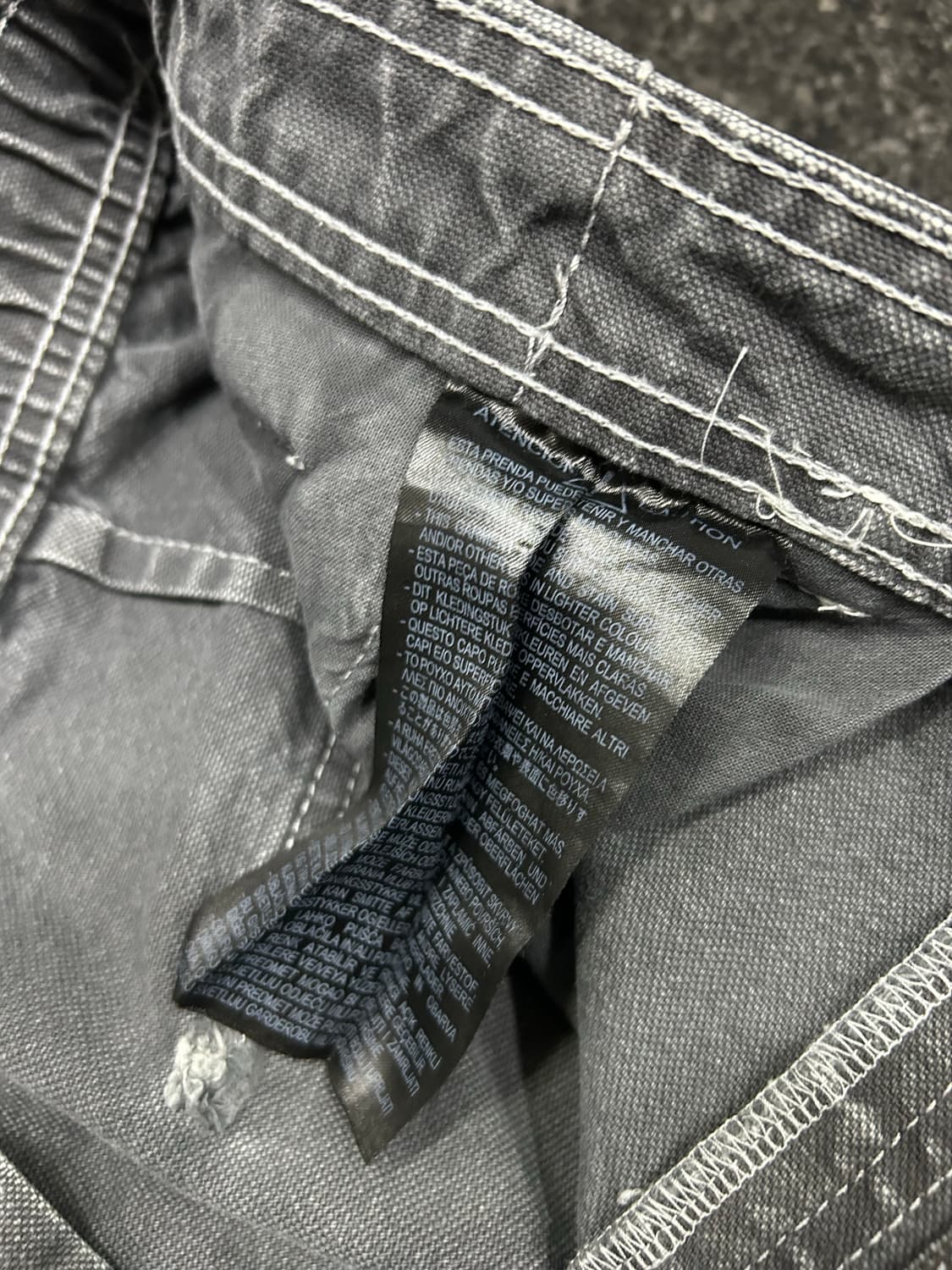 Zara의 워시드 릴랙스드 핏 데님 카고 팬츠 상품이미지5