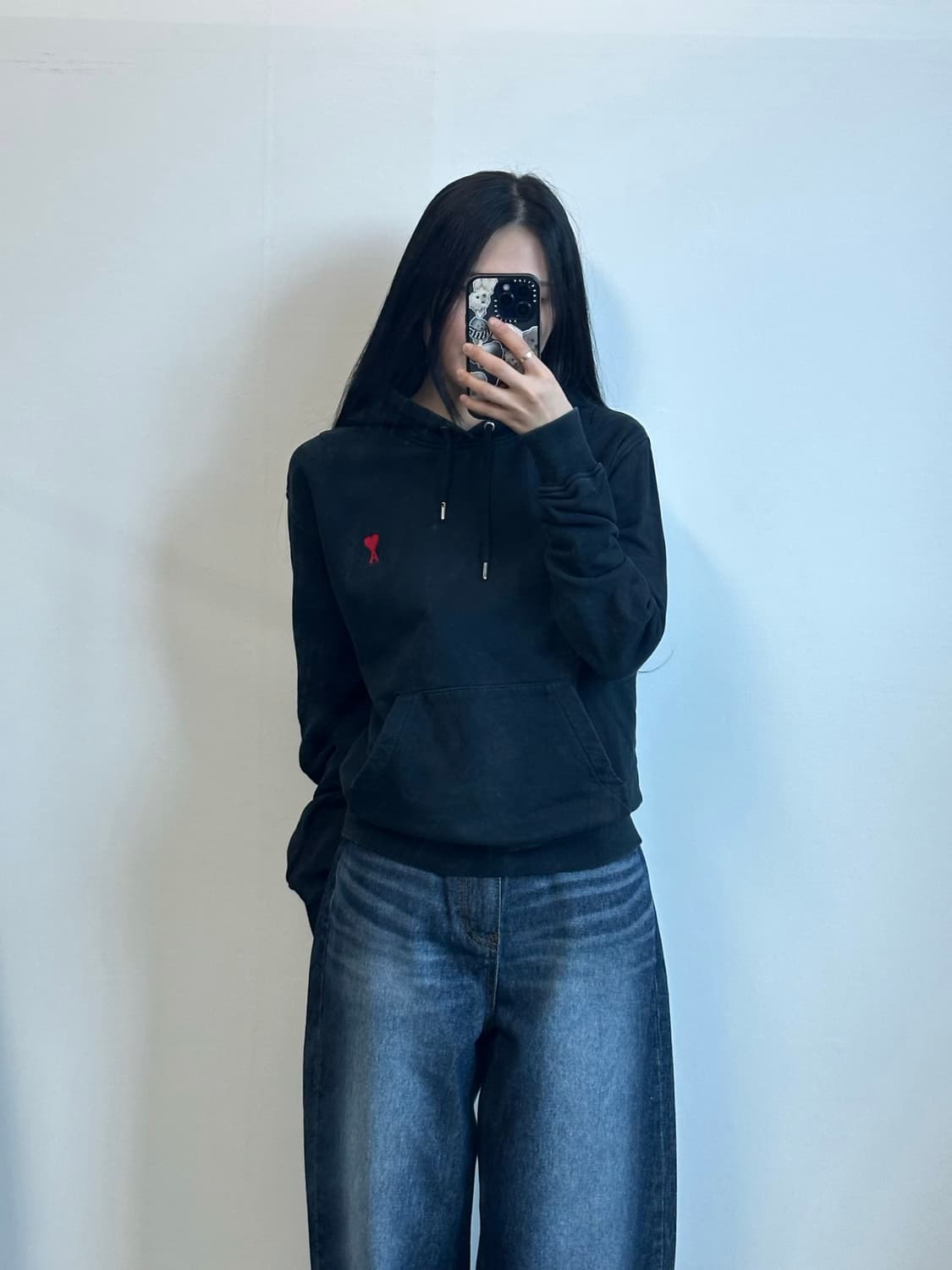 아미 자수로고 블랙 후드티 상품이미지1