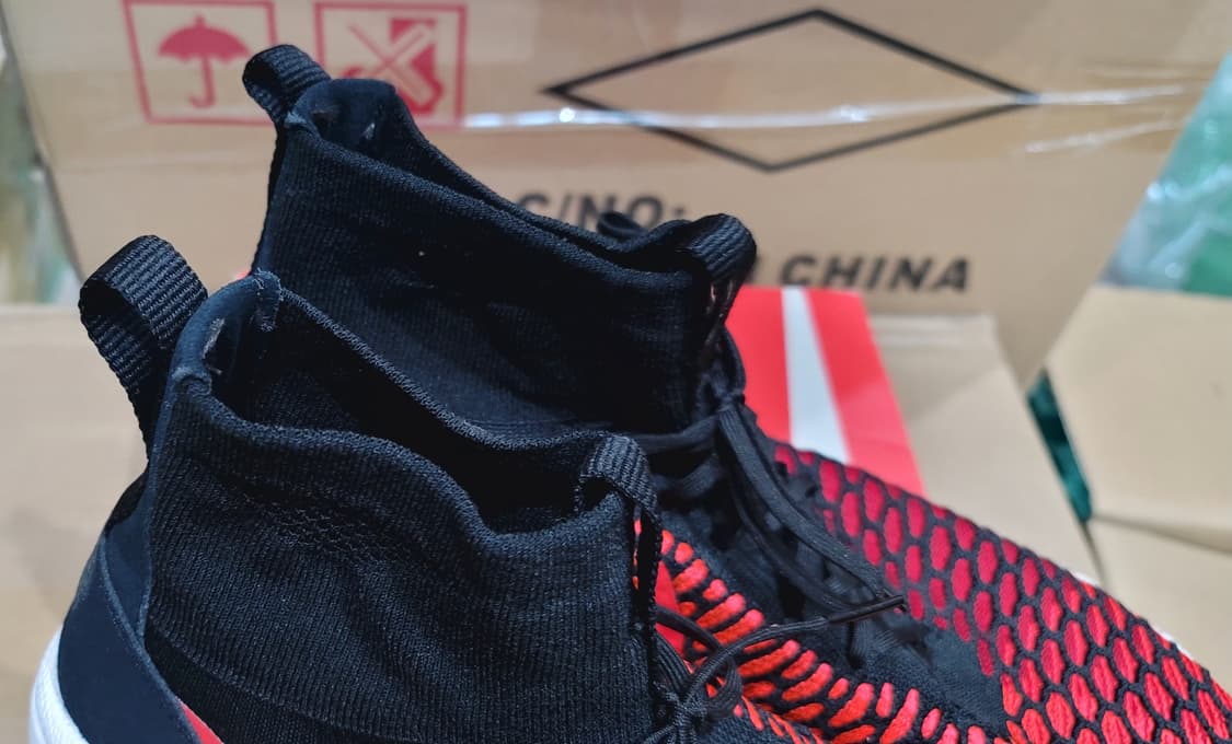 [290]나이키 에어 풋스케이프 마지스타 플라이니트 블랙 크림슨 짐레드 상품이미지3