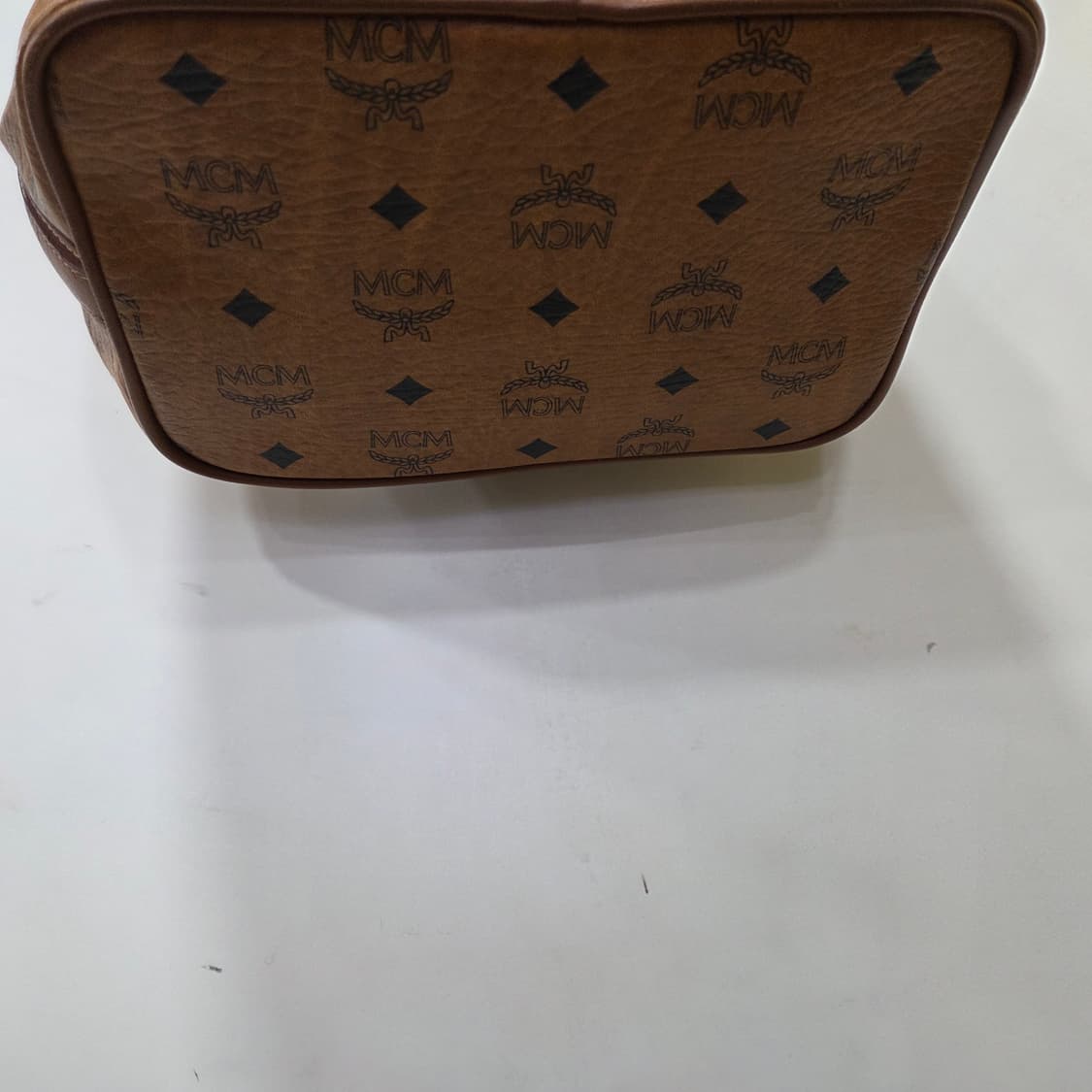 엠씨엠 비세토스 버킷 백 상품이미지4