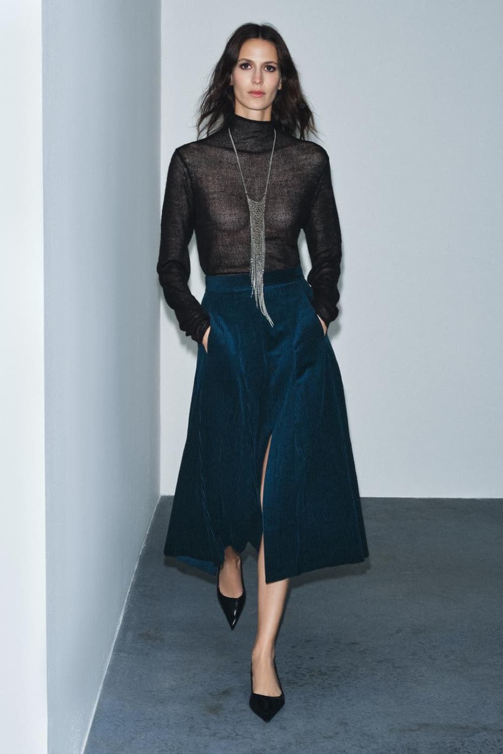 자라 코듀로이 미디 스커트 새상품 상품이미지3