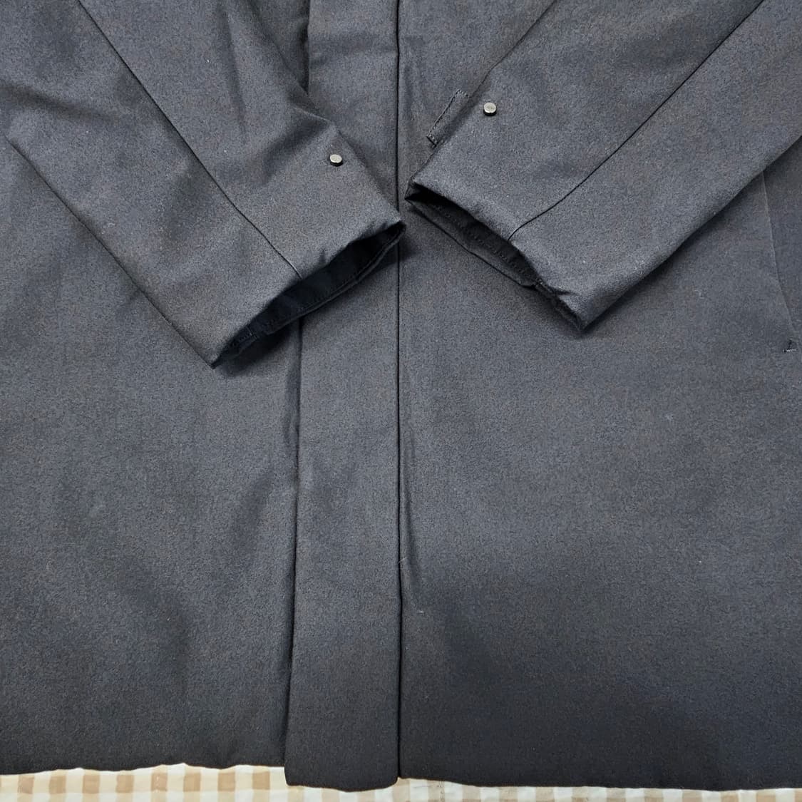 유니클로 오리털 코트형 패딩 남자100 상품이미지5