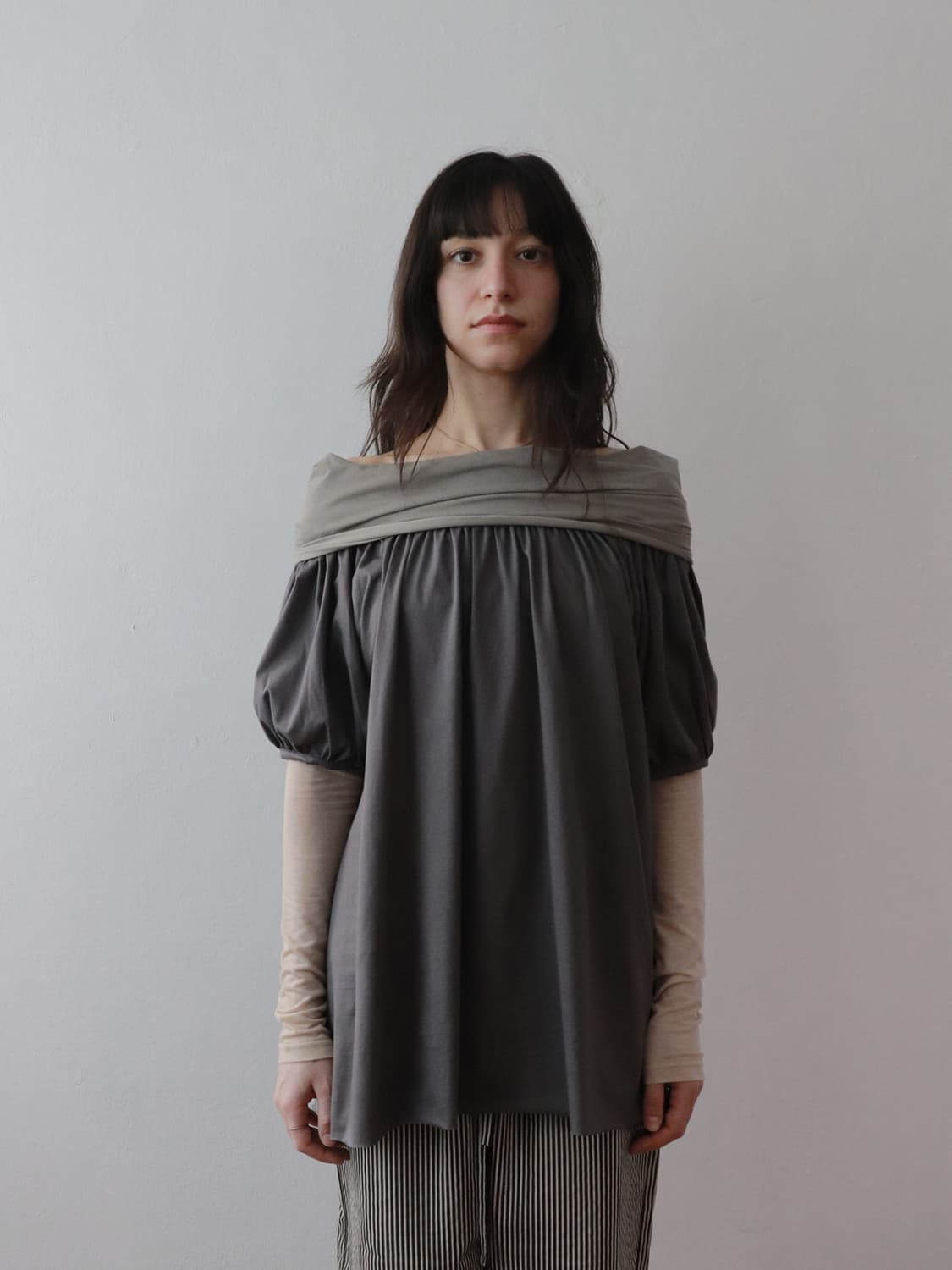  BACK RIBBON TOP - GREY  상품이미지1