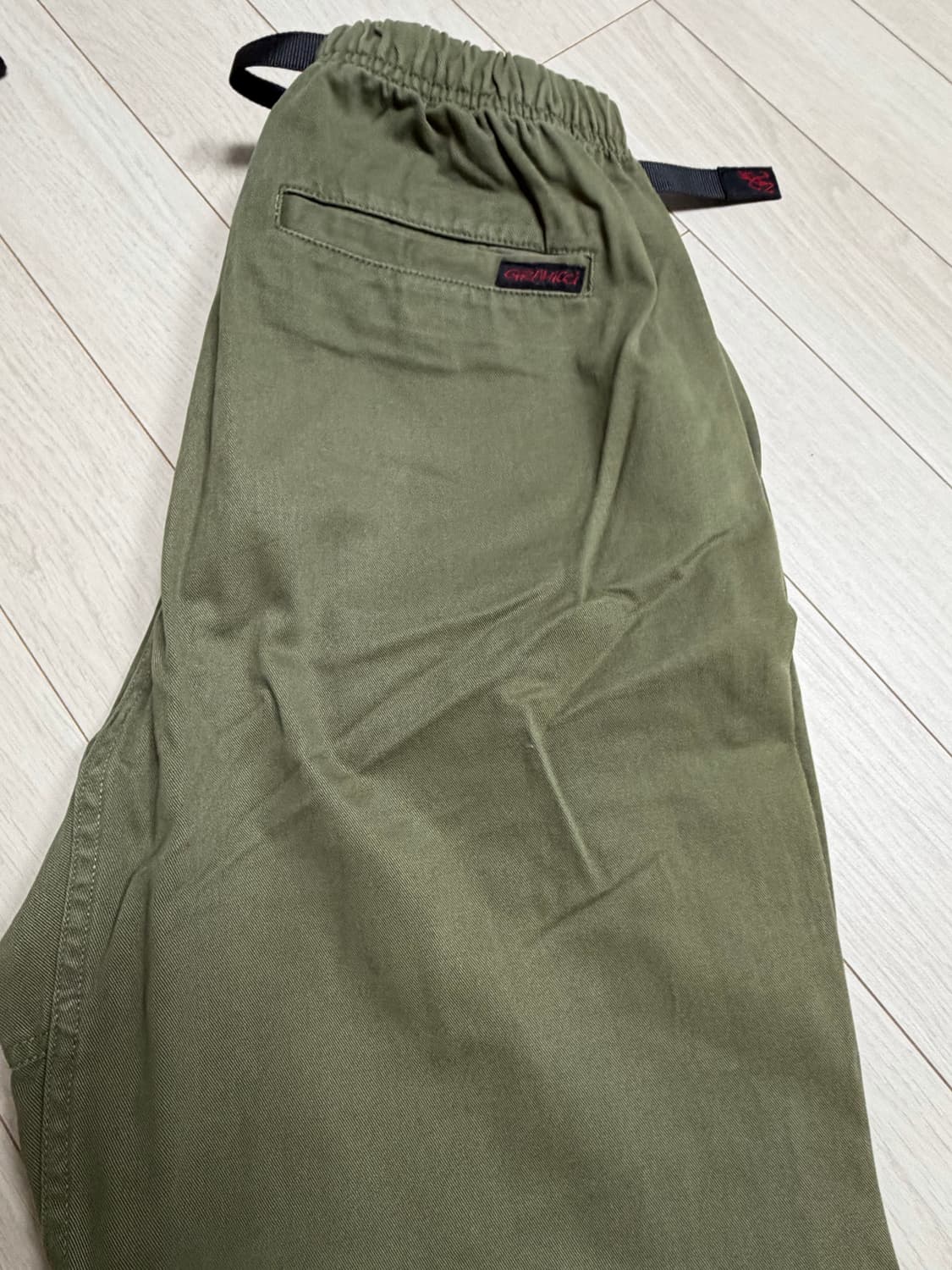 그라미치 루즈테이퍼드 팬츠 m 상품이미지3