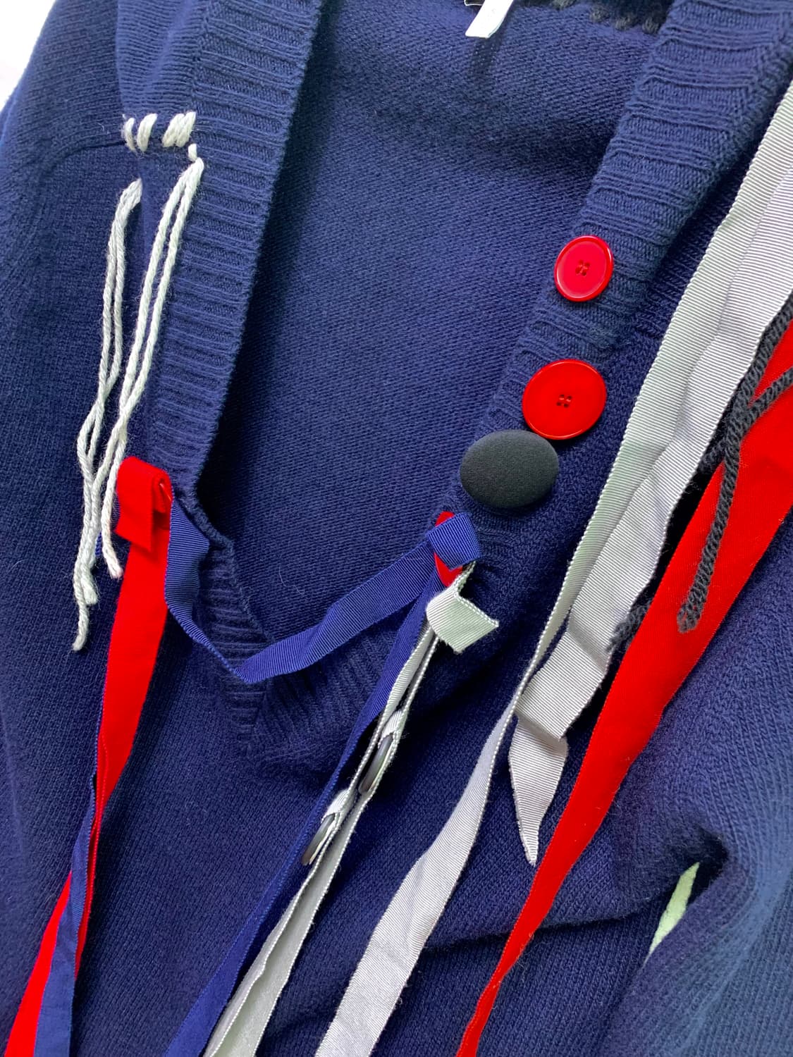 (새상품) 로에베 여성 니트 네이비  상품이미지3