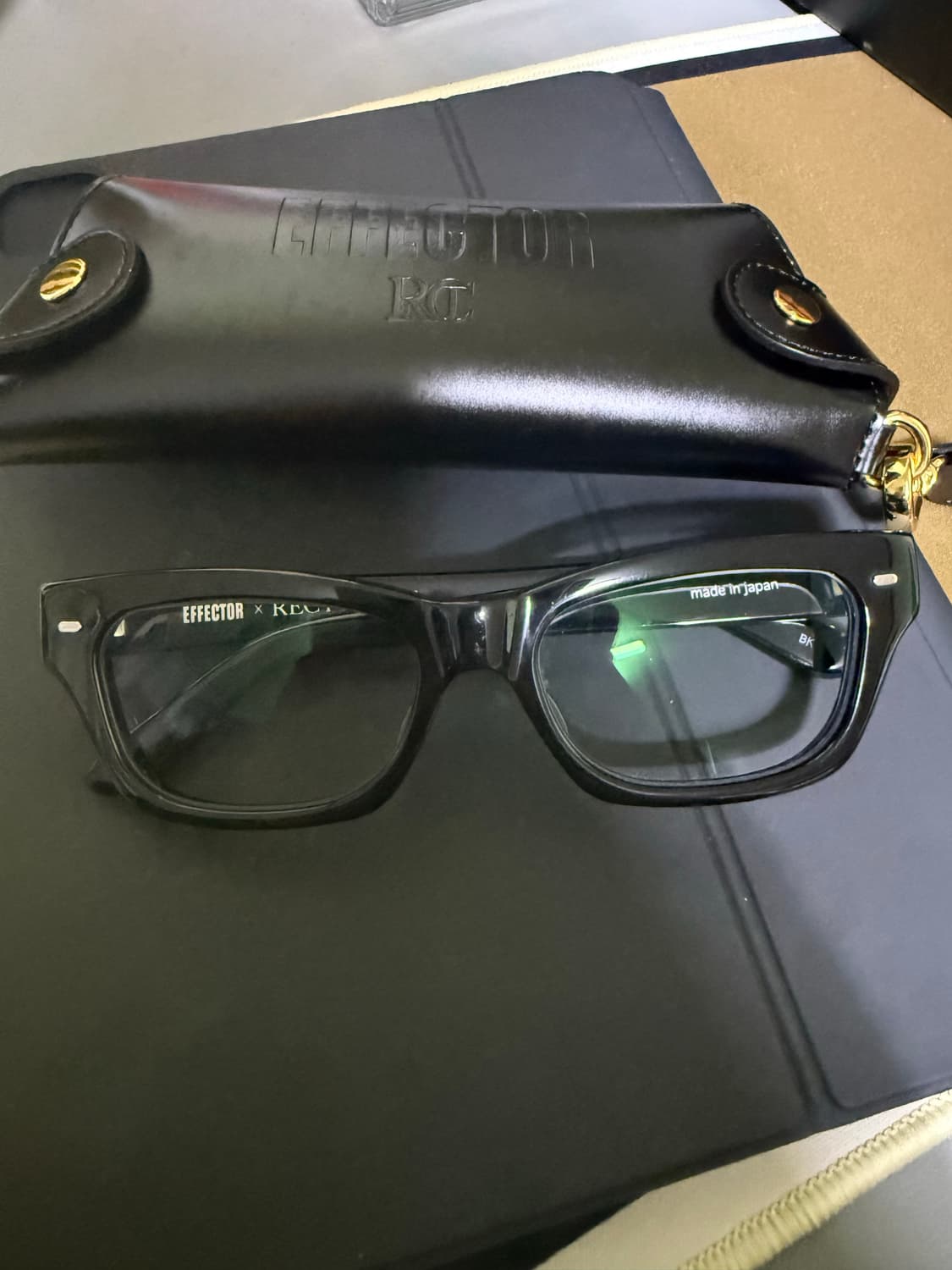 이펙터 렉토 안경 판매합니다 상품이미지2