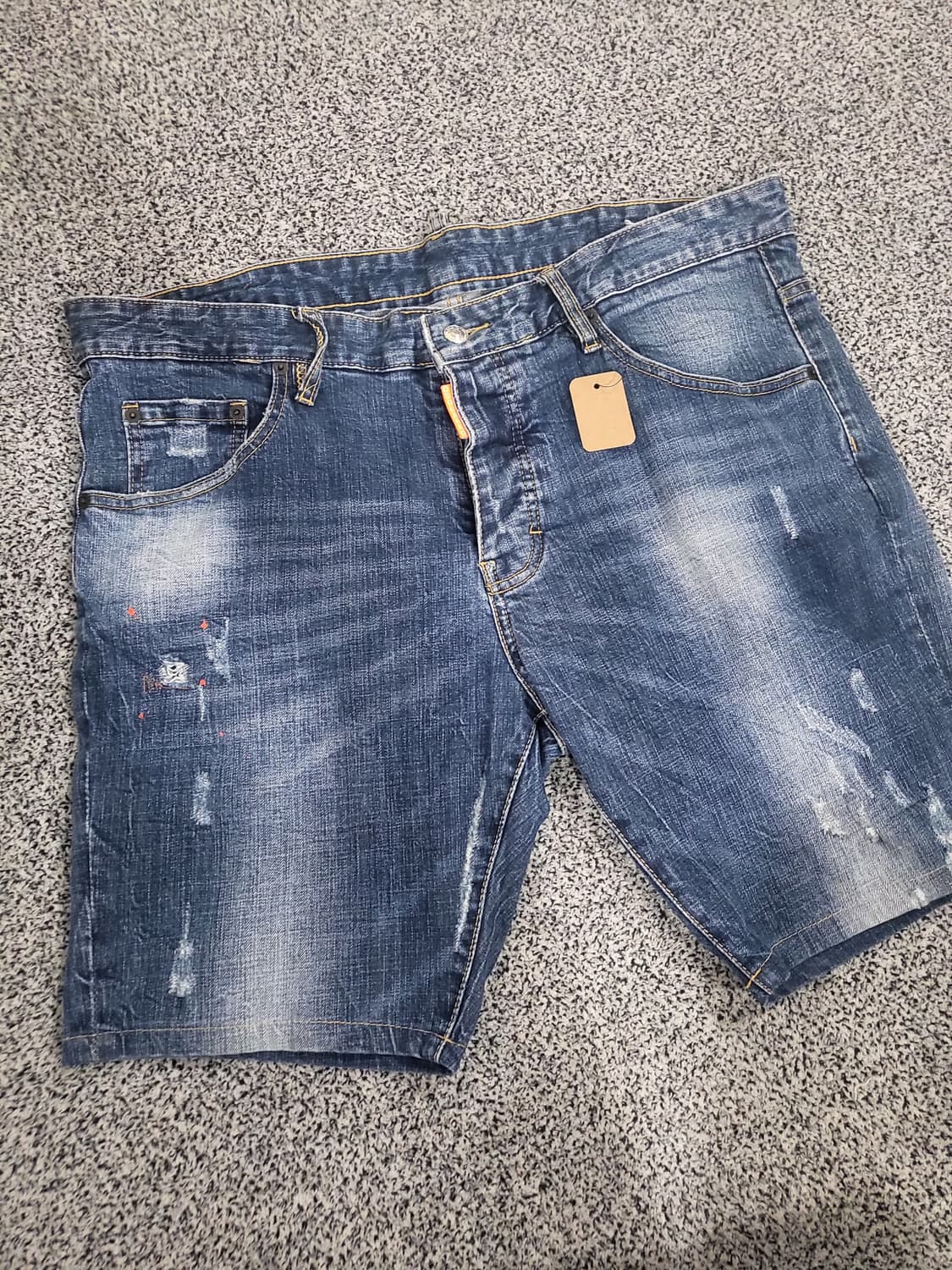 디스퀘어드 투(DSQUARED2) 데님 반바지 상품이미지1