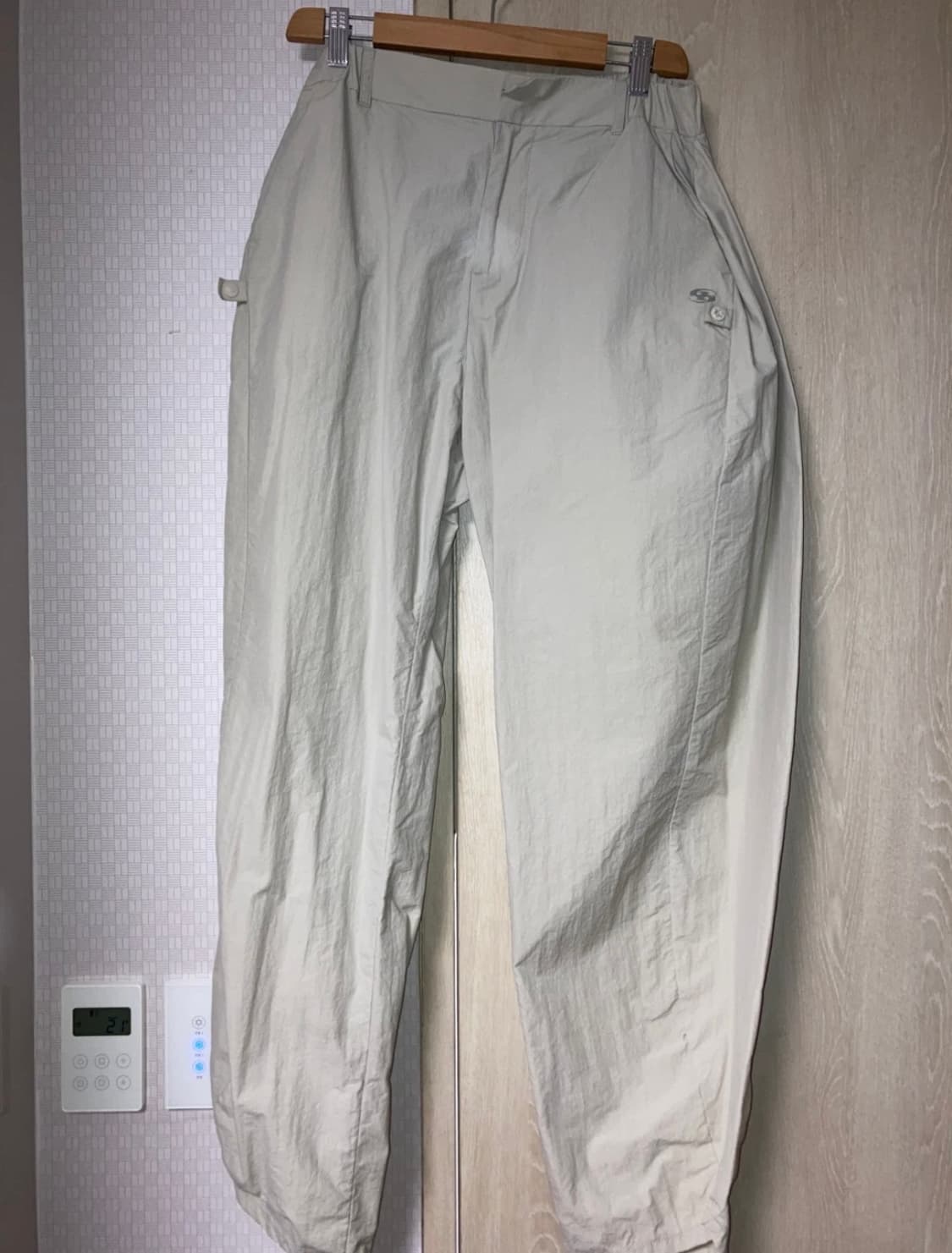 산산기어 사이드 스냅 팬츠 아이스 베이지 - 22FW 상품이미지1