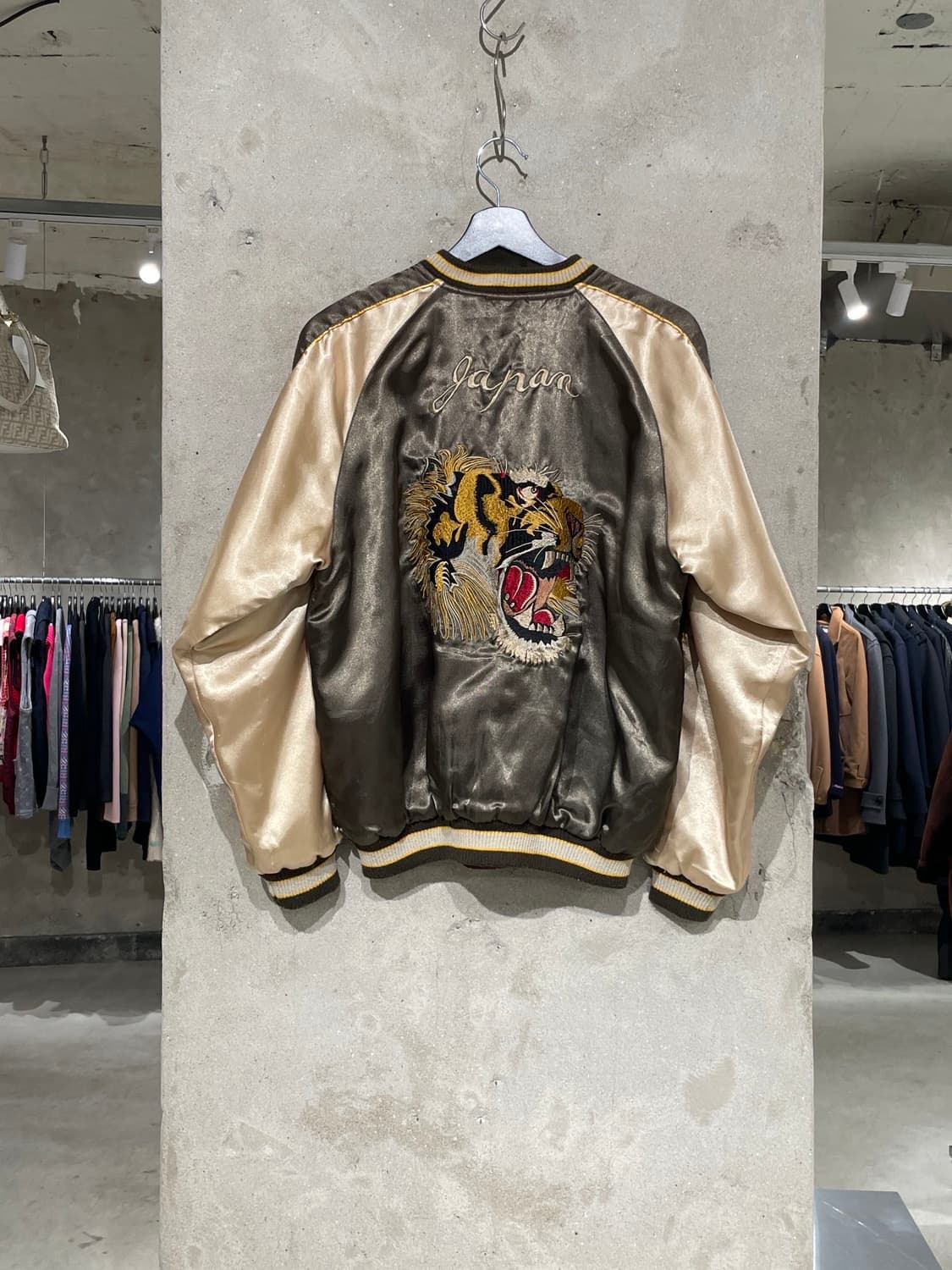 드래곤 플라이 타이거 선 라이즈 수베니어 리버시블 자켓 상품이미지4