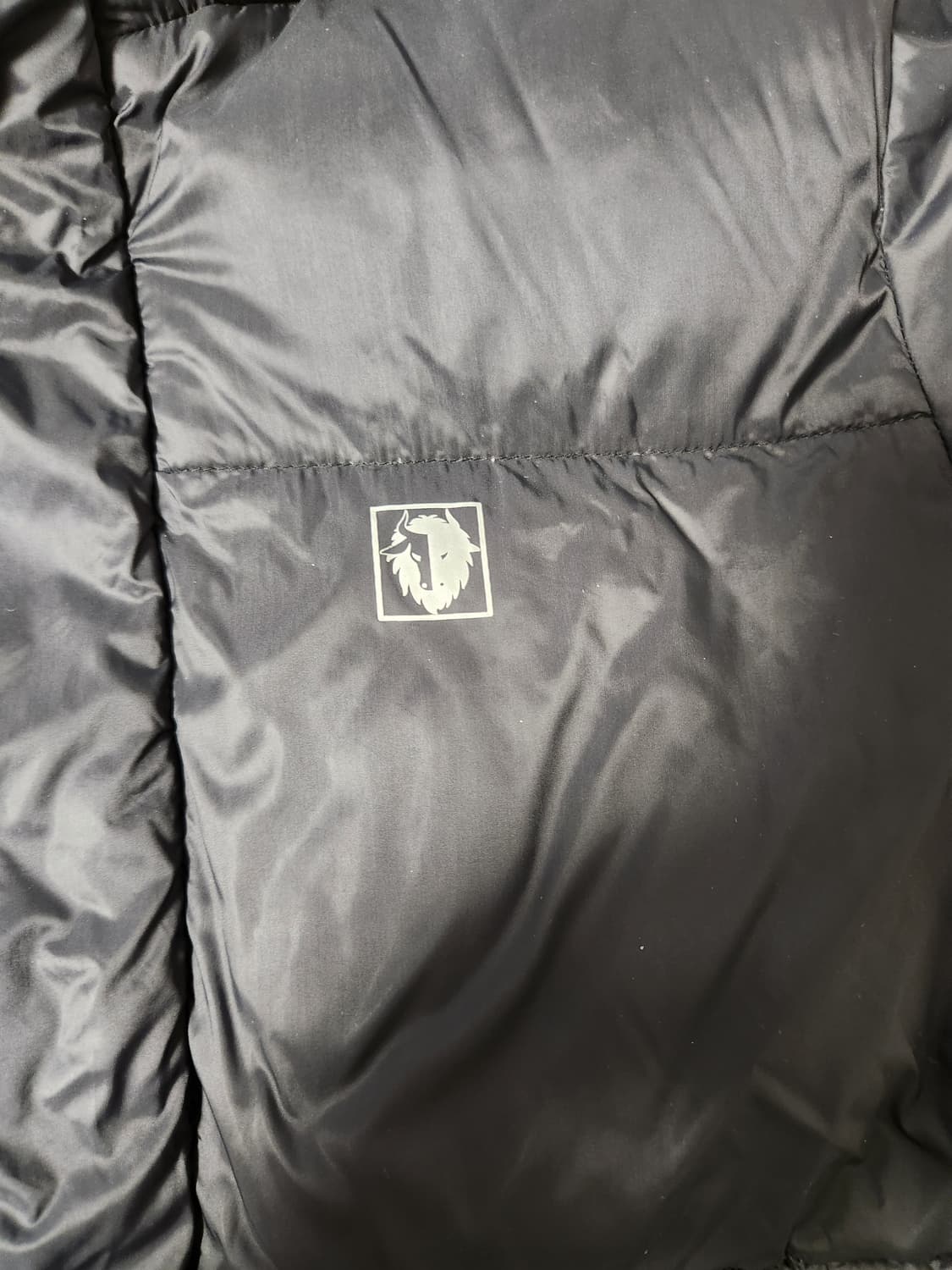 블랙야크 블랙 롱패딩 사이즈165(성인여성m정도)

여러 중고사이트에도  상품이미지7