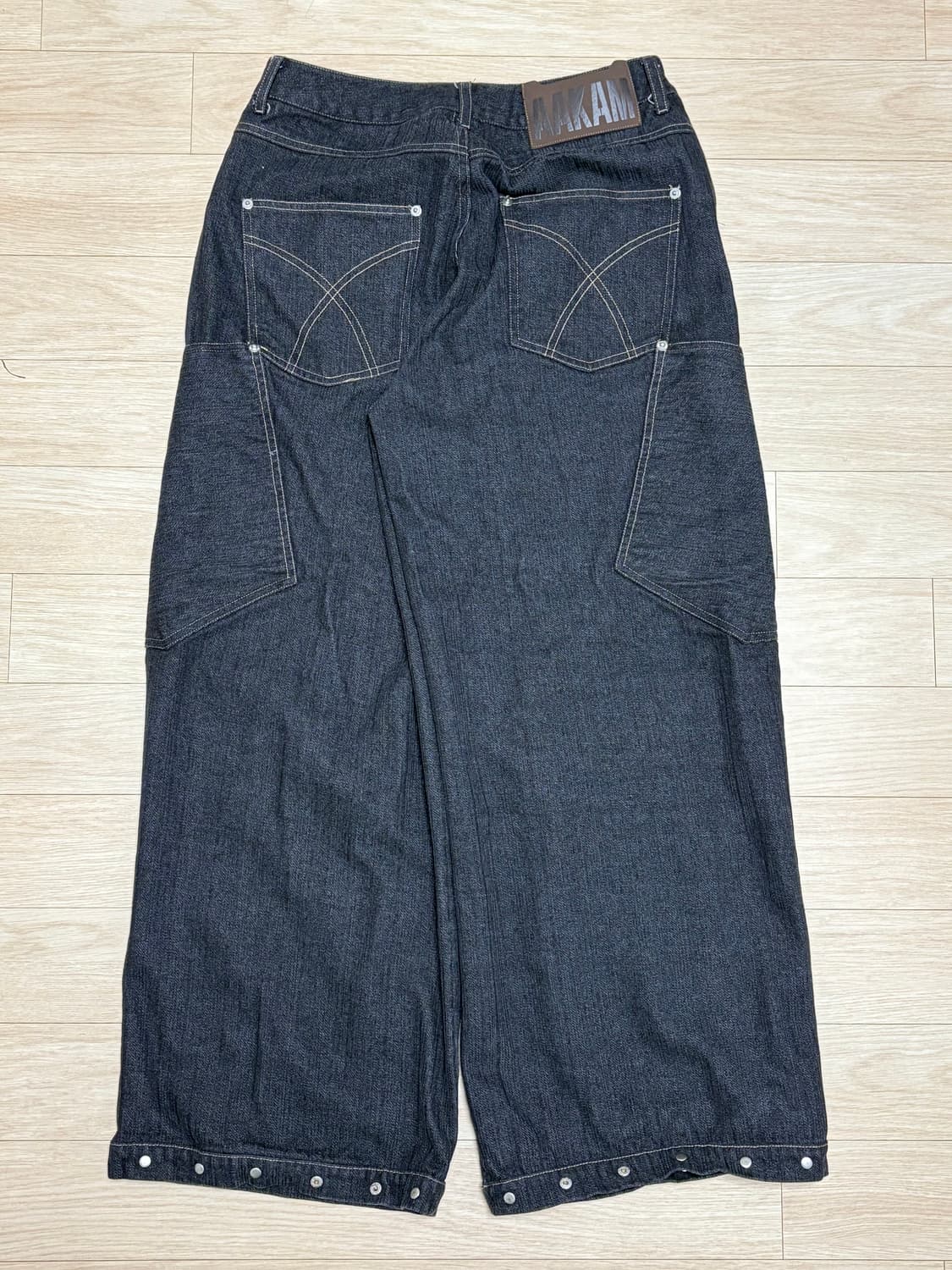아캄 데님 팬츠 블랙 Ankle Studded Denim Pants (B 상품이미지3