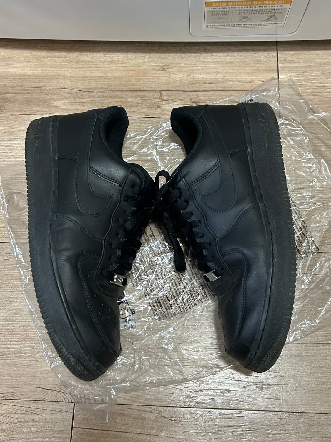 에어포스1 트리플블랙 상품이미지3