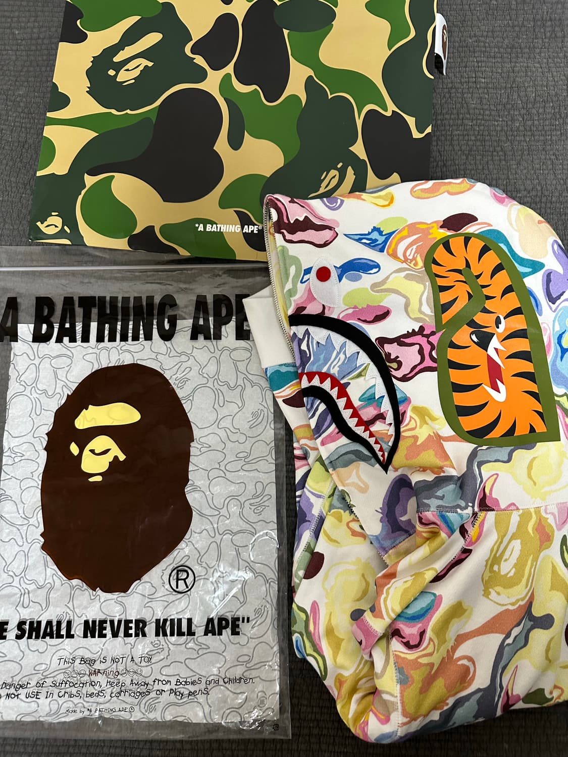 베이프 아트 카모패턴 샤크후드 상품이미지4