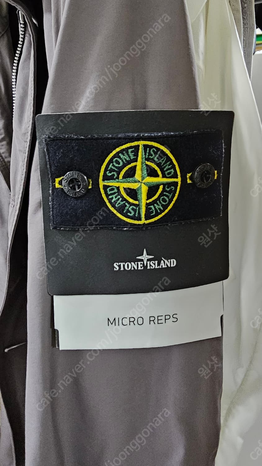 스톤아일랜드 마이크로랩스 트렌치 코트
블루그레이
S 95 상품이미지2