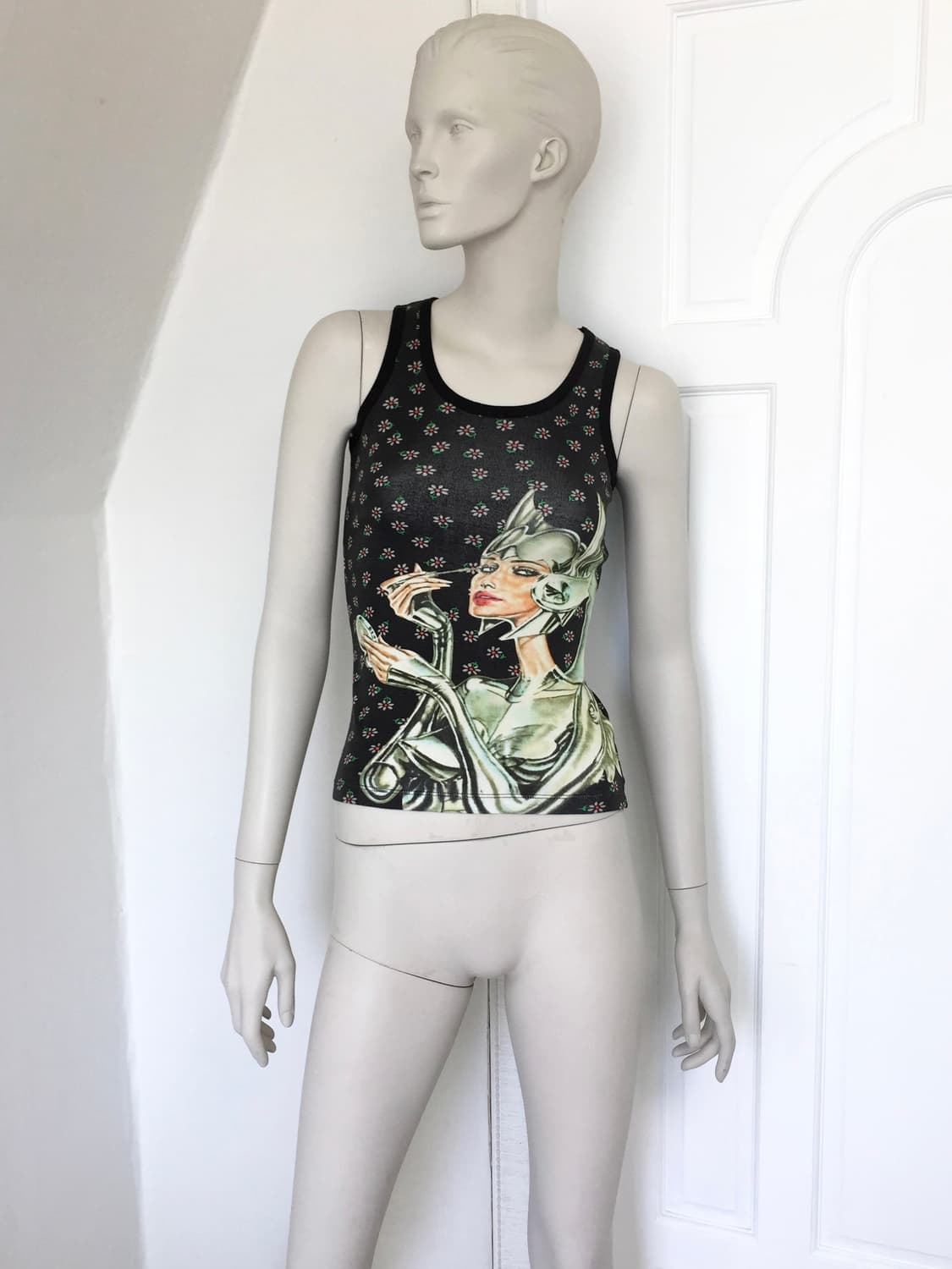 Spain Designer Iconic Sleeveless 상품이미지2