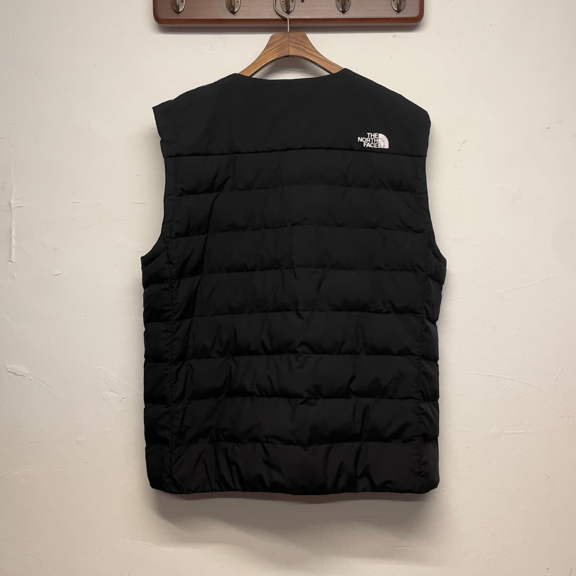 노스페이스 T-ball Air 패딩 베스트   상품이미지5