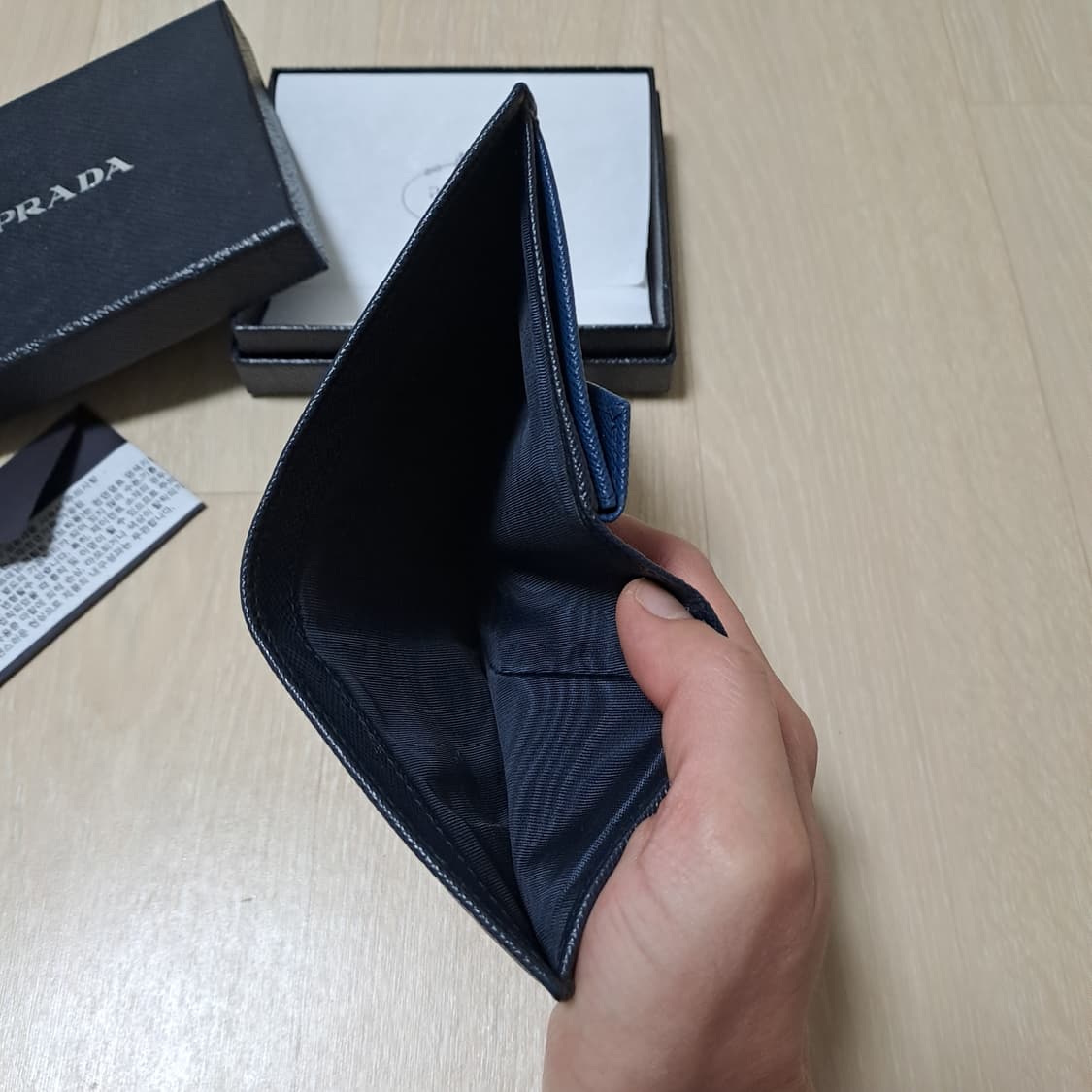 [100%/정품] 프라다 사피아노 멀티컬러 발티코 블루 반지갑 상품이미지6