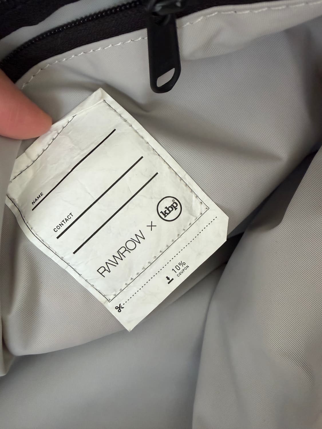 로우로우xkbp 한정판 콜라보 크로스백 상품이미지4