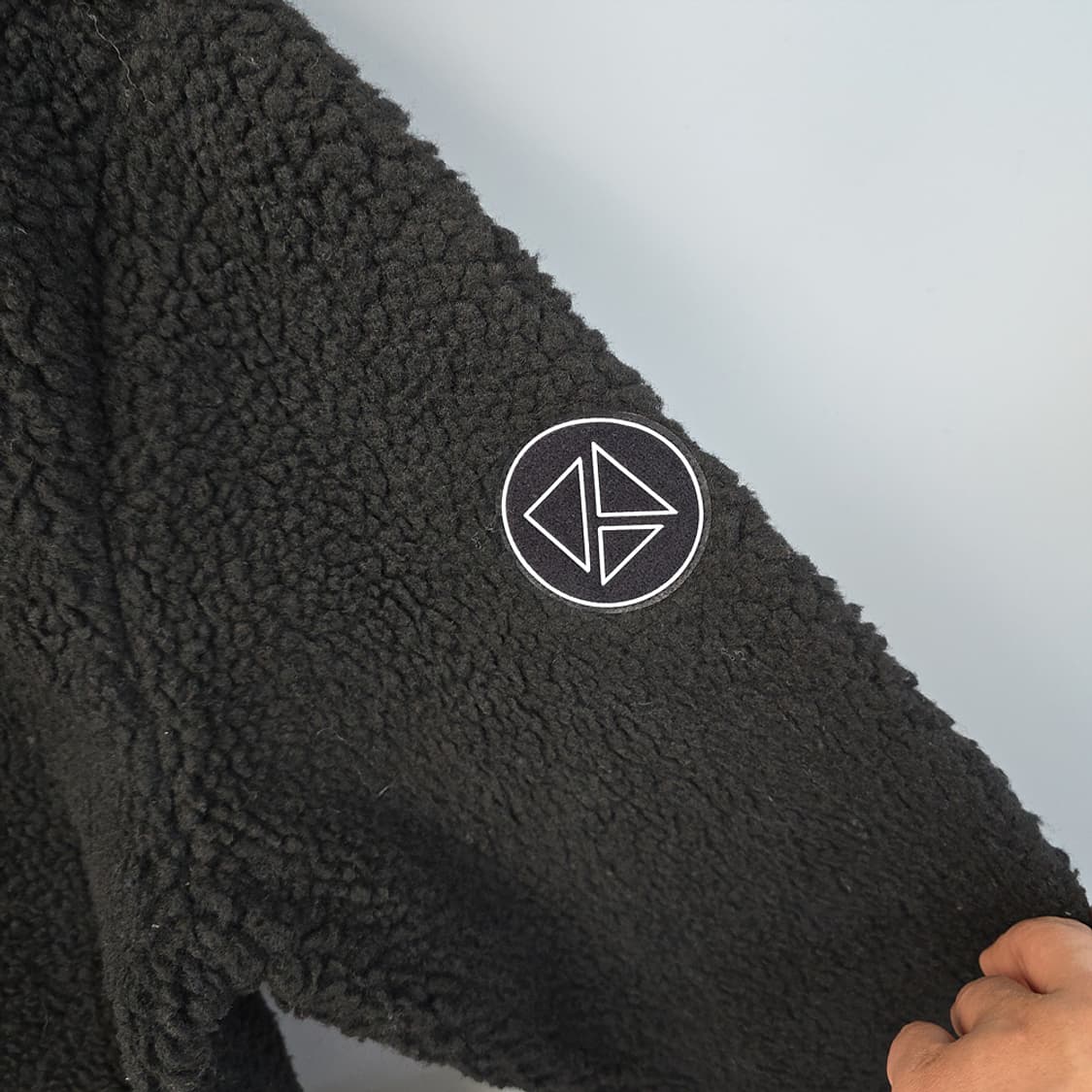 새제품)쿨트(Kulte) 셰르파 후드 집업 블랙 L 상품이미지3