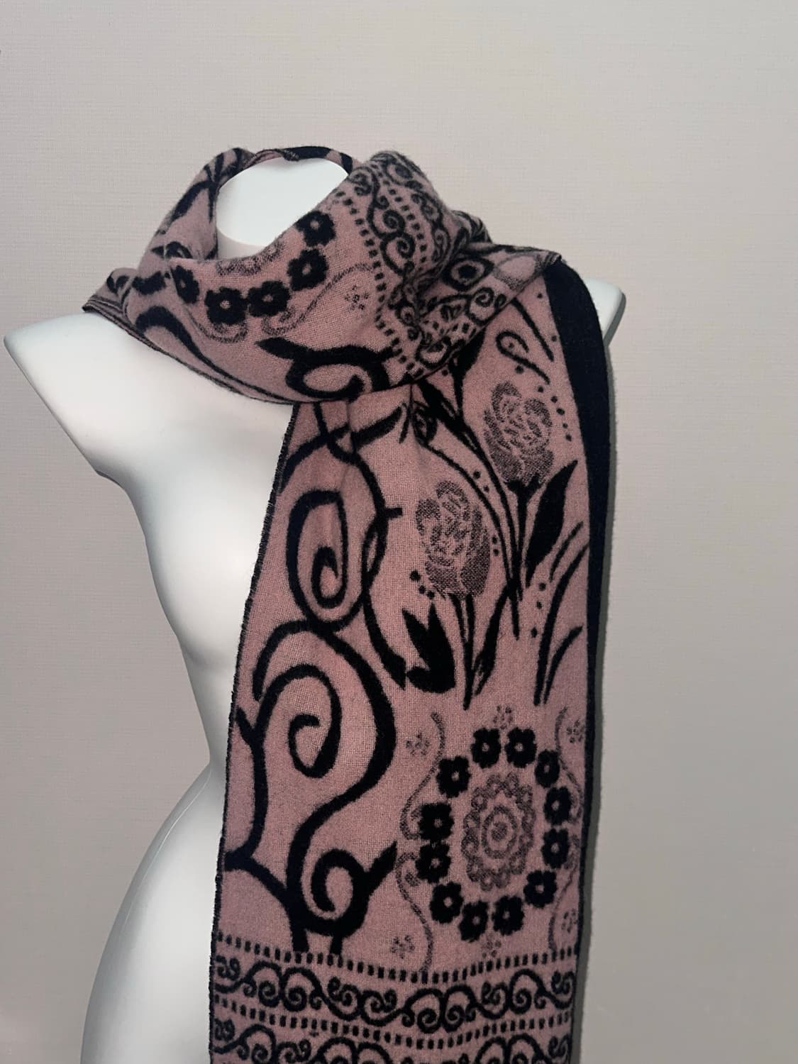 빈티지 오리엔탈 로즈 인디핑크 머플러 상품이미지2