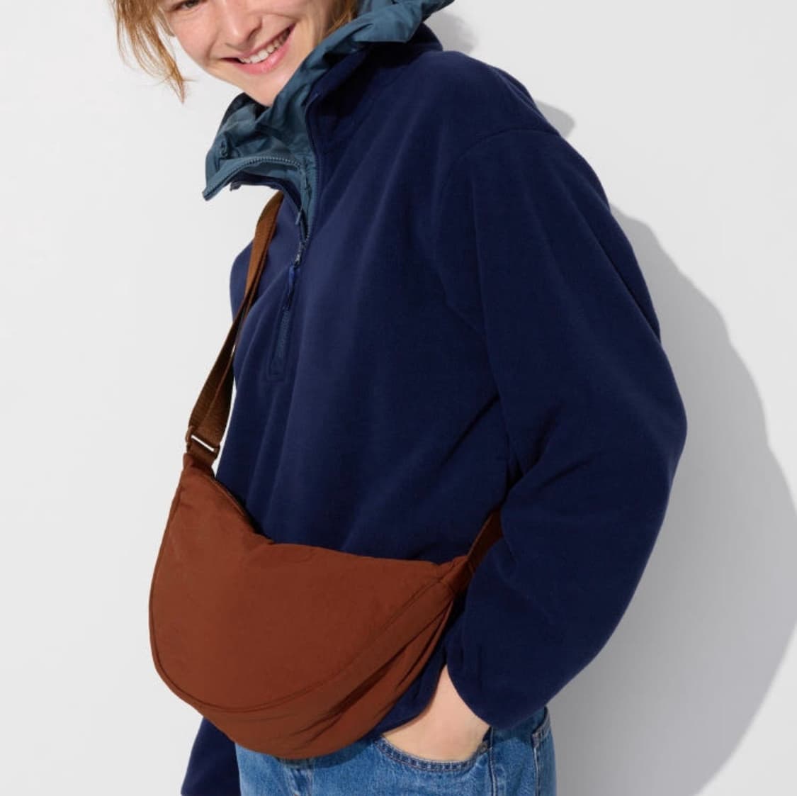 유니클로 라운드 미니 숄더백 크로스백 블랙 상품이미지2