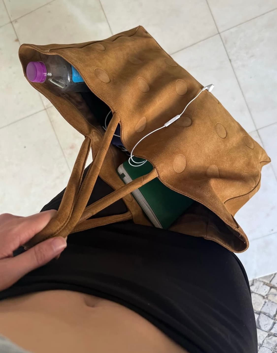 EYLAND-LARGE MARIA BAG 도트 스웨이드 백 상품이미지2