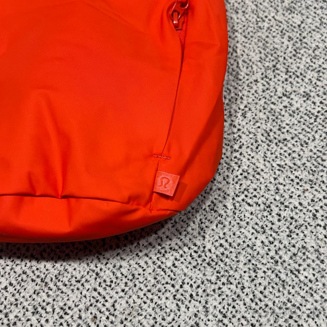 룰루레몬 크로스백 상품이미지3