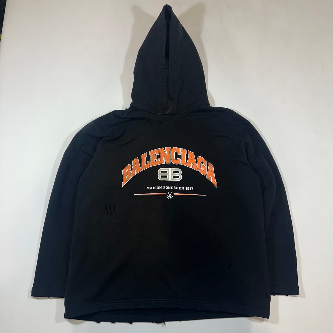 발렌시아가 메종 BB로고 빈티지 커스텀 후드티 상품이미지1